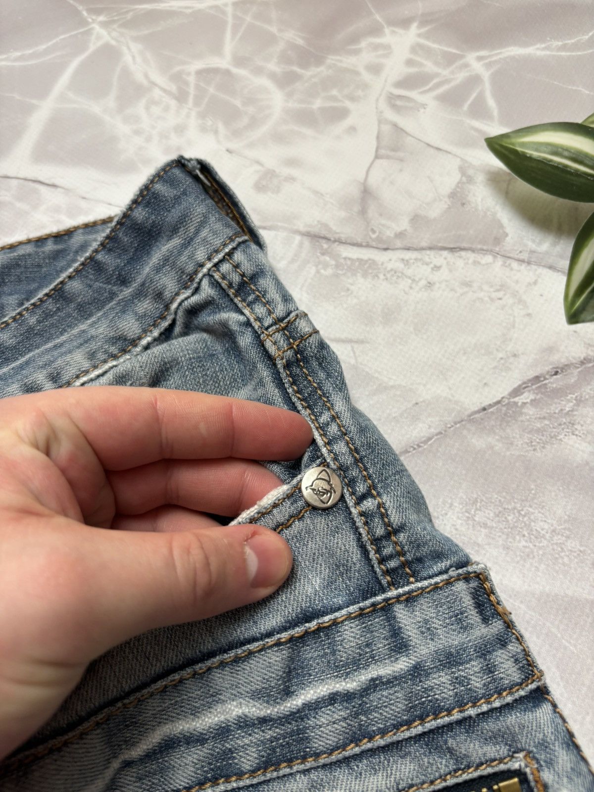 Japanese Brand Kosmo Lupo Japanese Style Denim Cargo Jeans Distressed Y2K Size US 32 / EU 48 - 7 Thumbnail