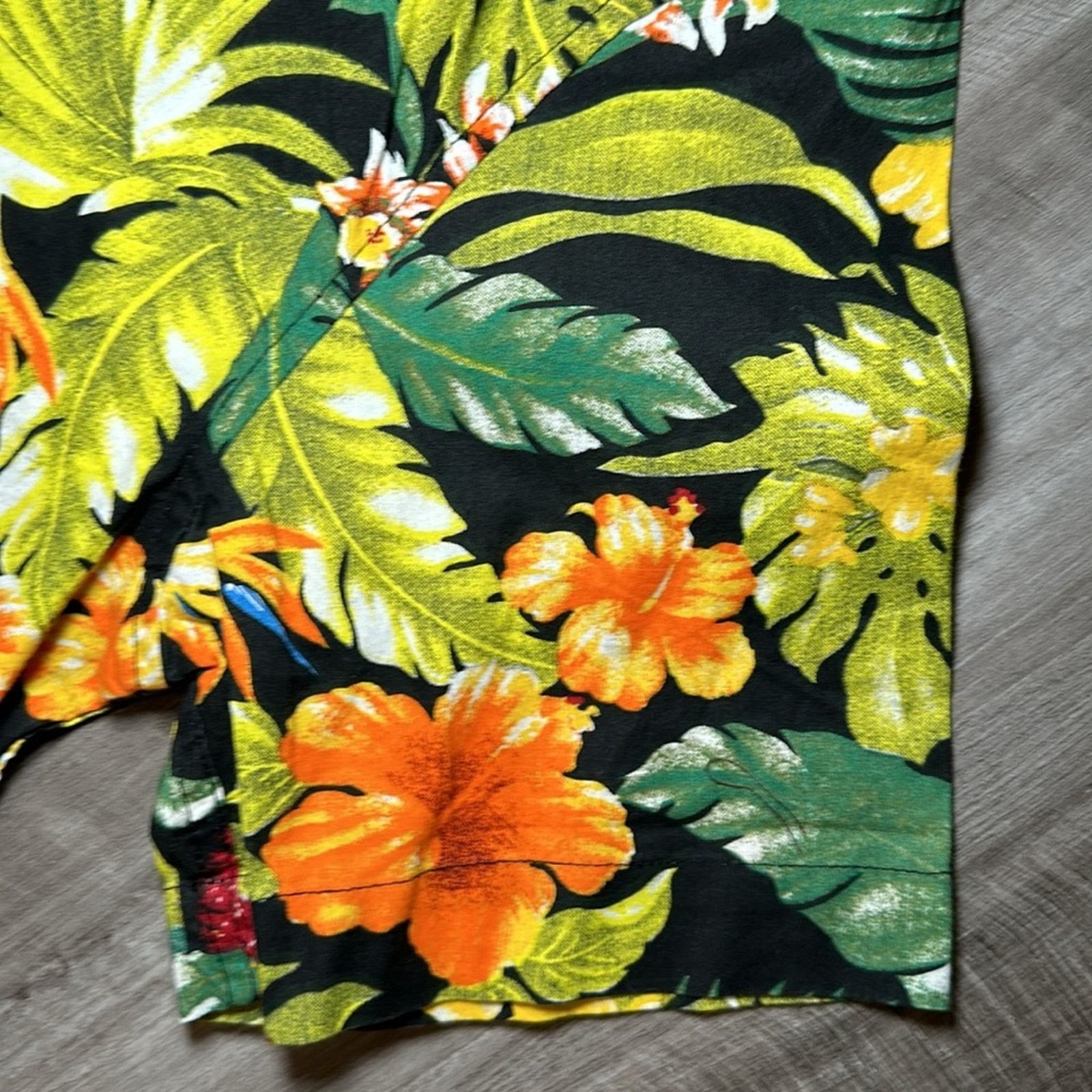 StraightFaded Straight Faded Hawaiian Floral - XL Size US XL / EU 56 / 4 - 4 Thumbnail