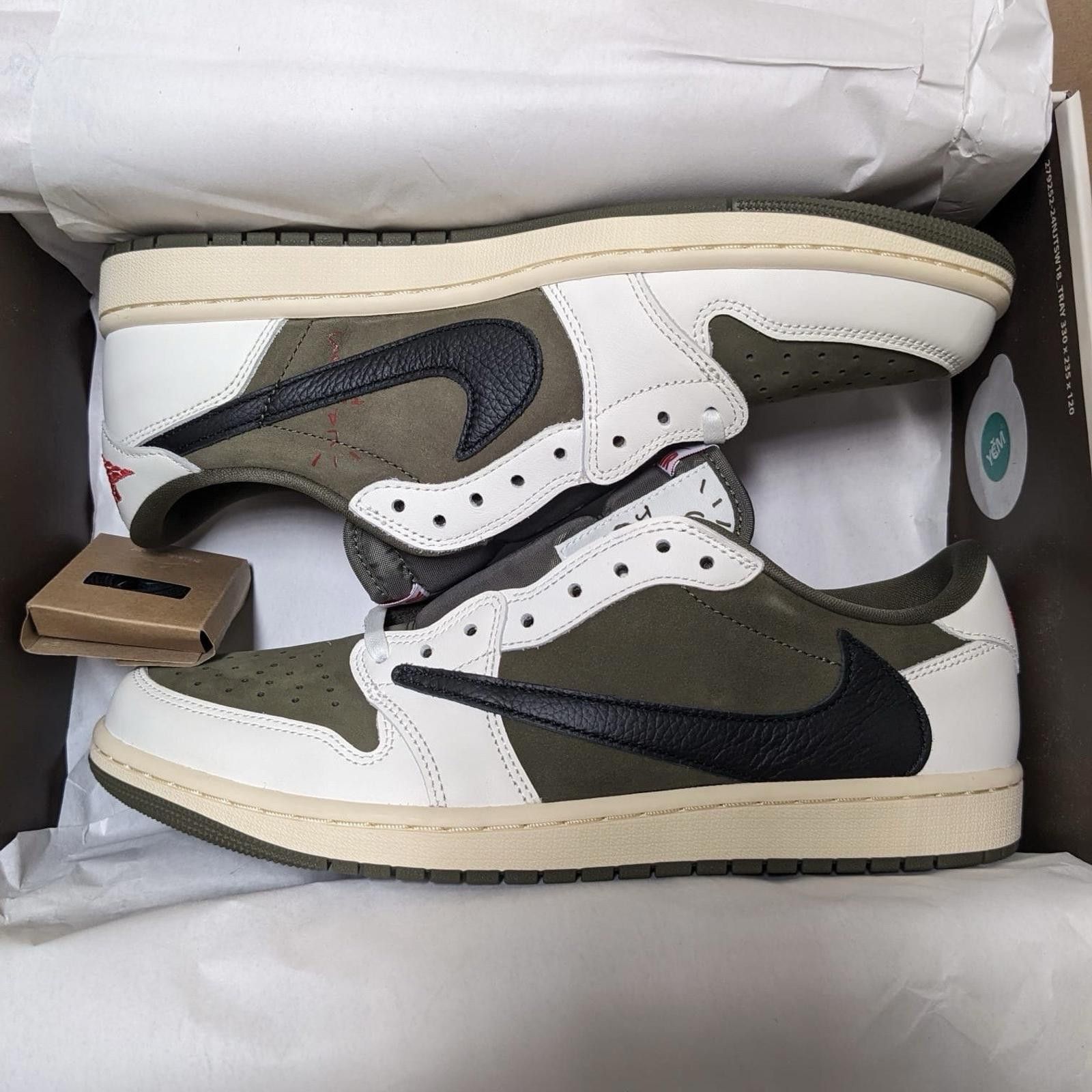 Jordan Brand Air Jordan 1 Low OG SP Travis Scott DM7866-200 US13 Size US 13 / EU 46 - 1 Thumbnail