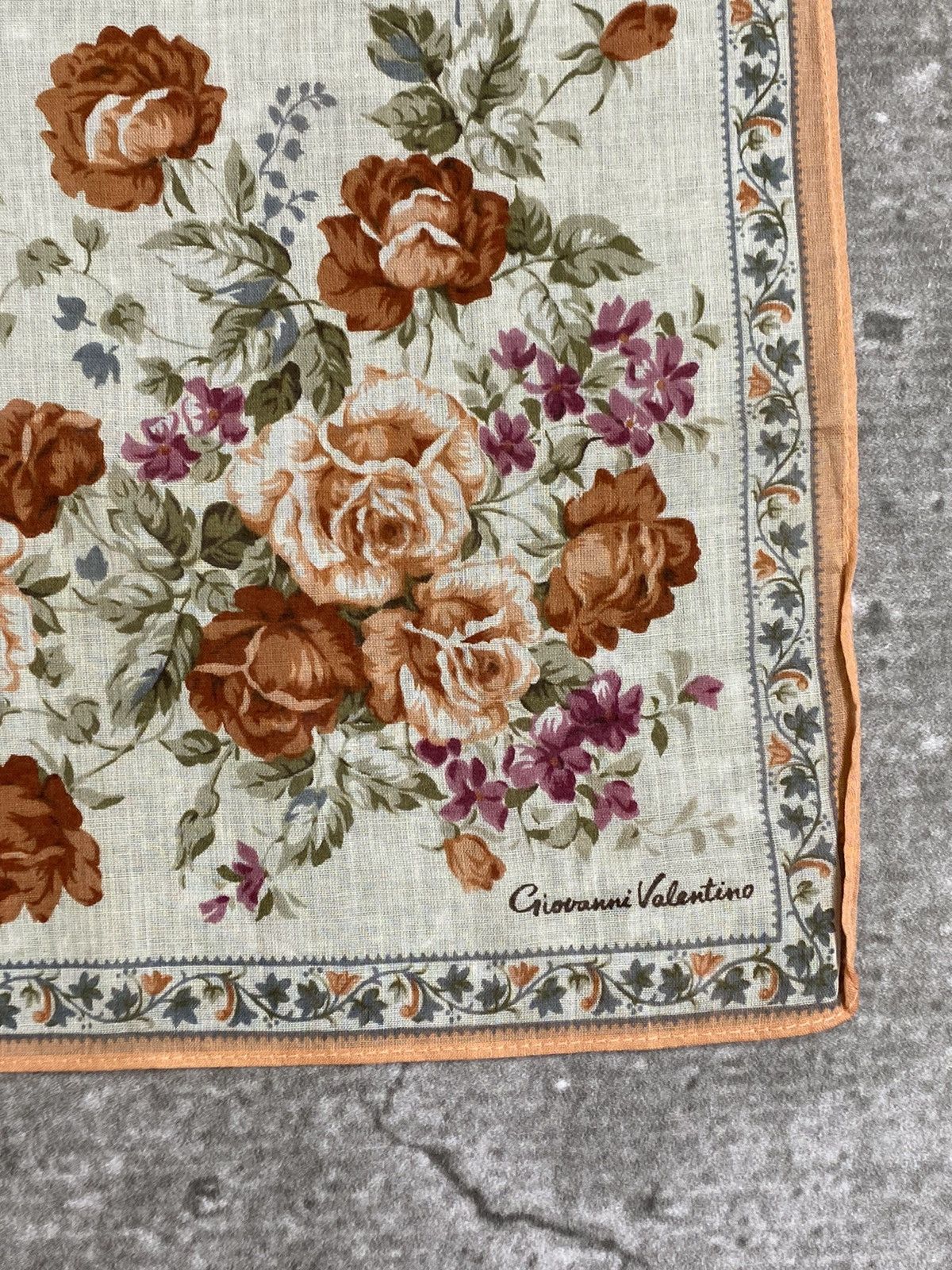 Giovanni Valentino Giovanni Valentino Handkerchief / Bandana / Neckerchief Size ONE SIZE - 7 Thumbnail