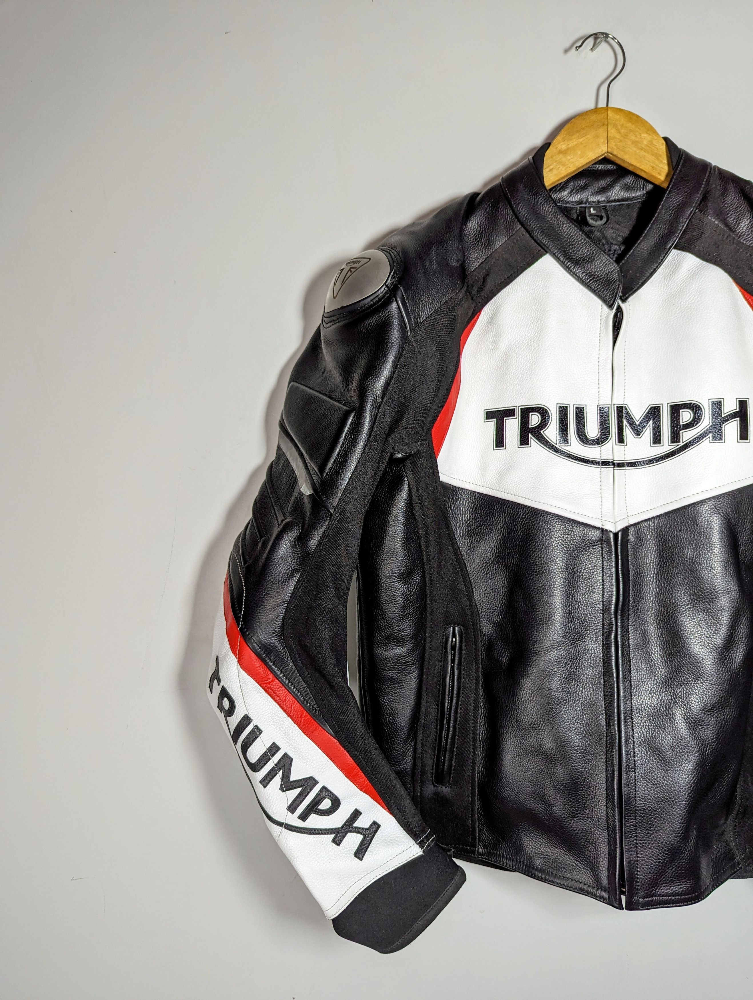 Other 🔥 Triumph 🔥 Motorcycles LEATHER JACKET RACING STREETWEAR Size US M / EU 48-50 / 2 - 4 Thumbnail