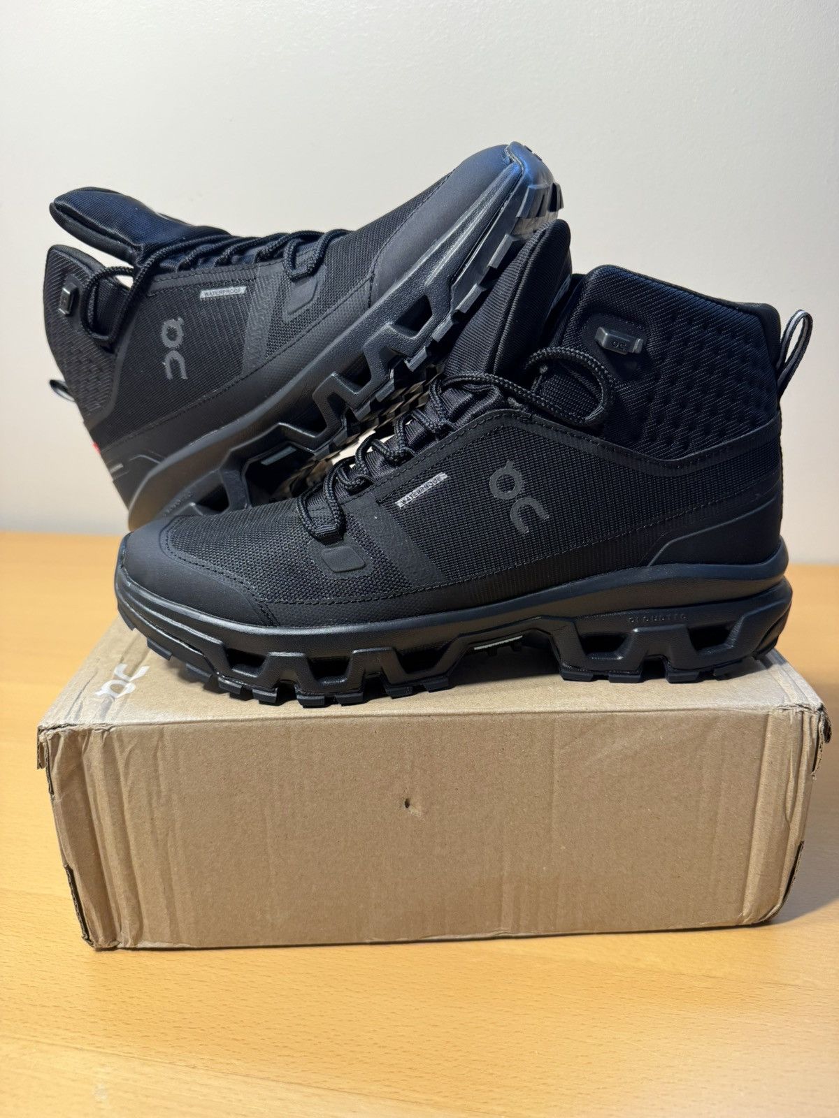 On ON Couldrock Mid WP Waterproof 'Triple Black' Size US 11 / EU 44 - 1 Thumbnail