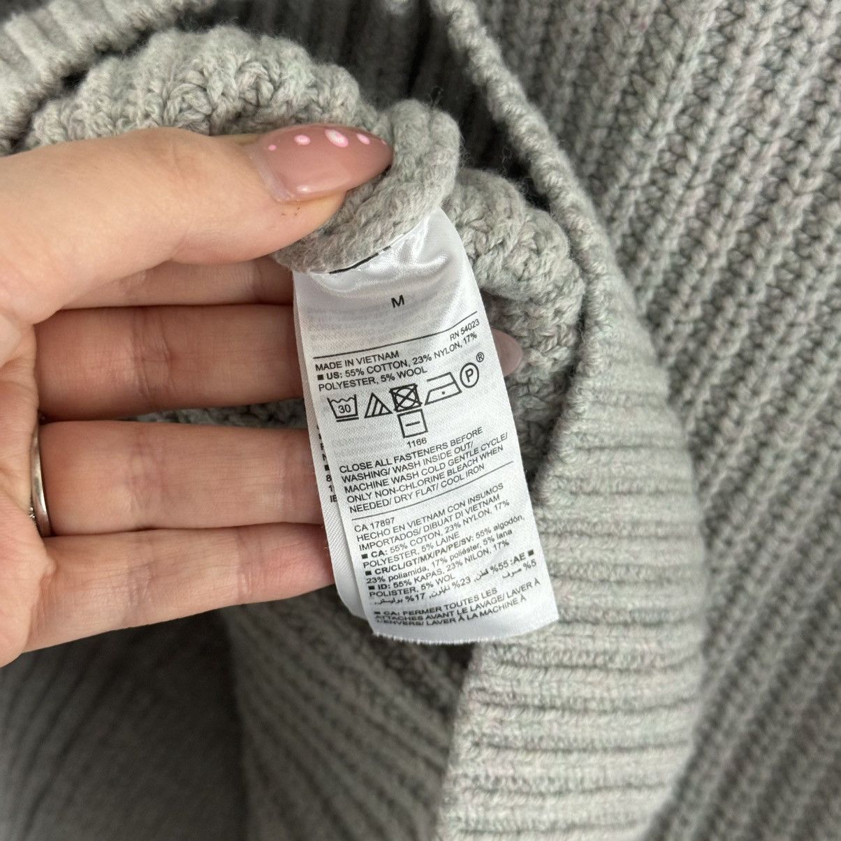 Old Navy OLD NAVY Light Grey Shaker-Stitch Cardigan Sweater Size M / US 6-8 / IT 42-44 - 10 Thumbnail
