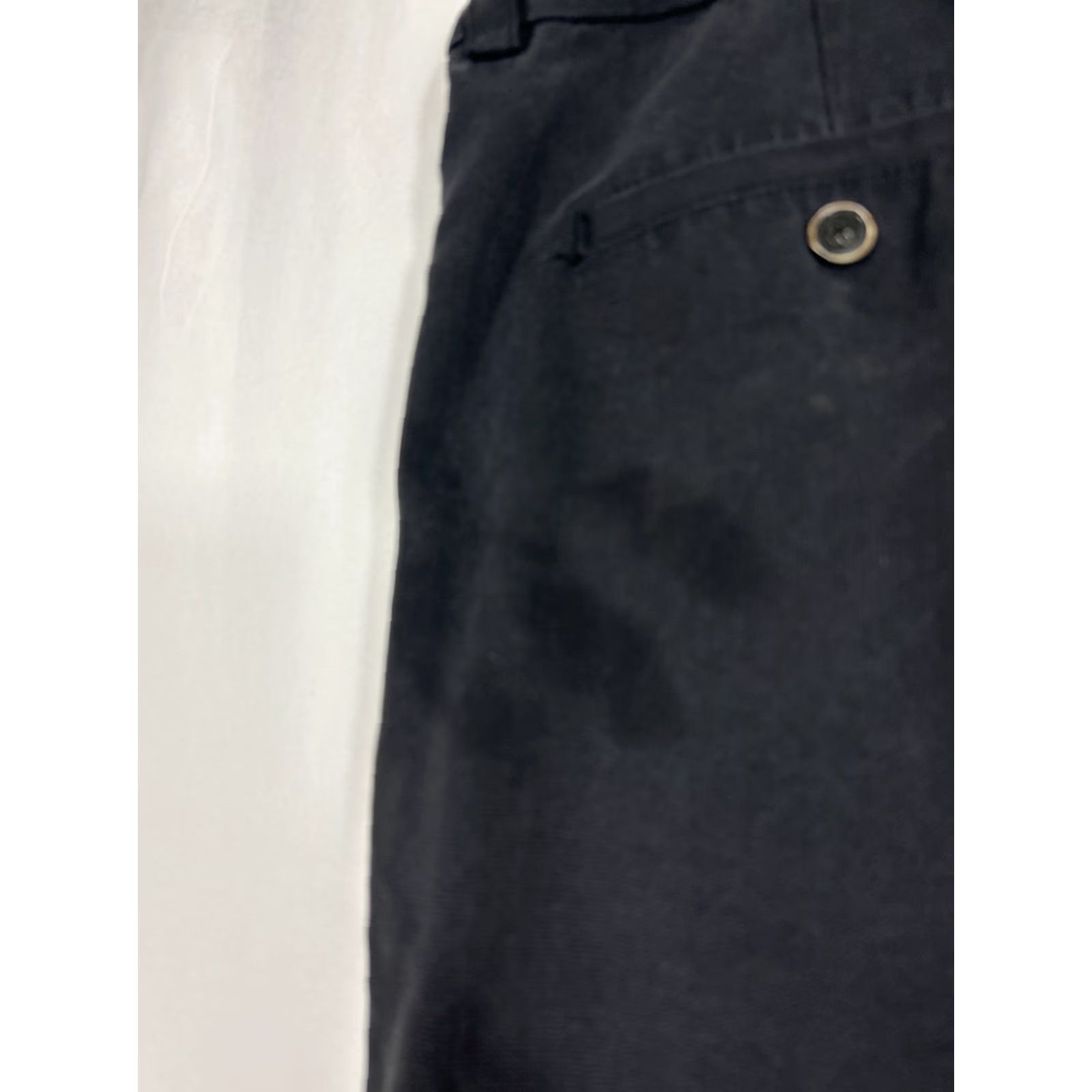 Tommy Bahama VINTAGE Tommy Bahama Chino Shorts Mens 36x9 Silk Black Beach Golf Flat Front Casual Men Shorts Black Silk 90s? Size US 36 / EU 52 - 7 Thumbnail