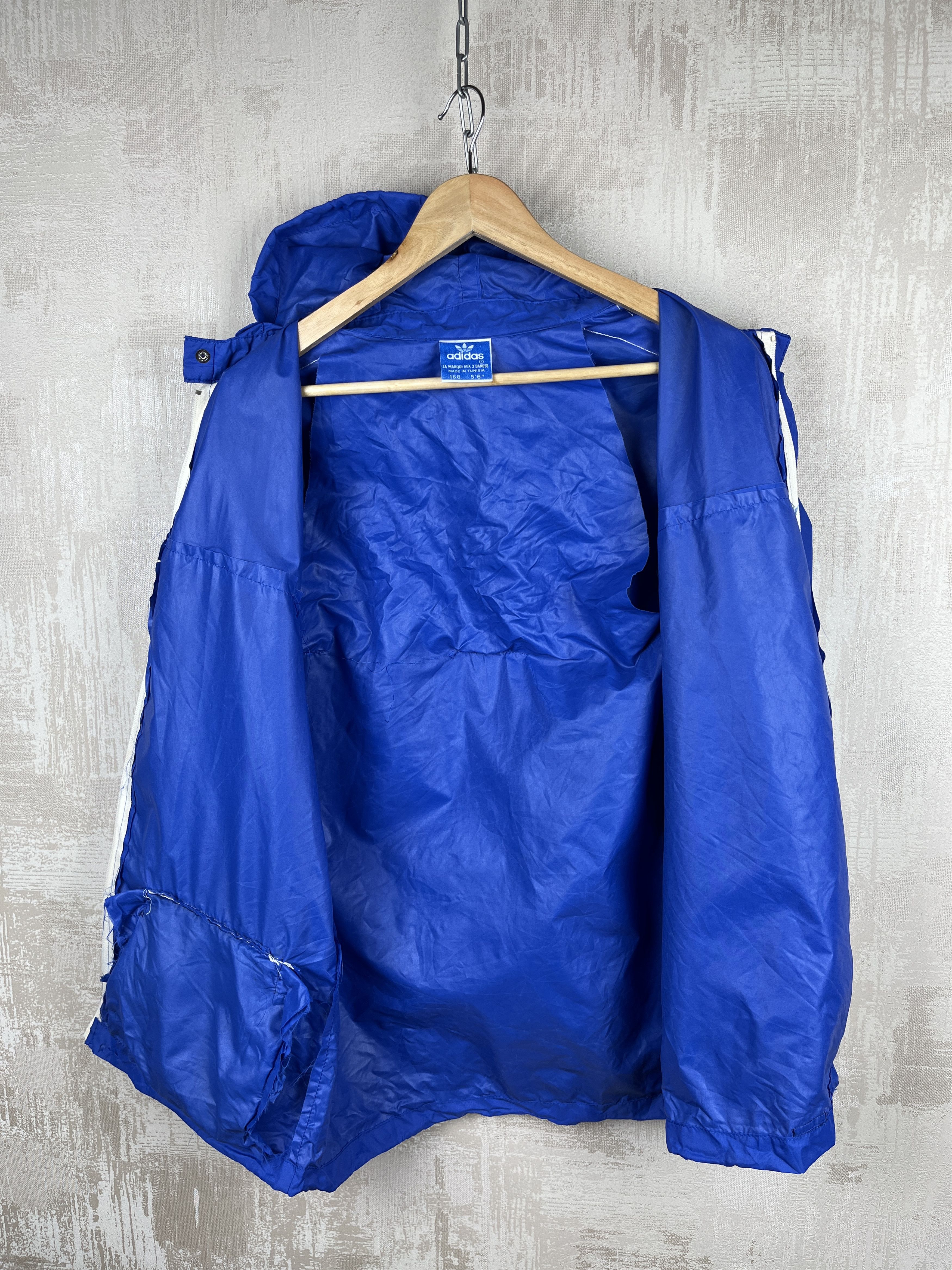 Adidas 70's 80's Adidas Vintage Nylon Windbreaker Hooded Jacket Size US S / EU 44-46 / 1 - 14 Thumbnail