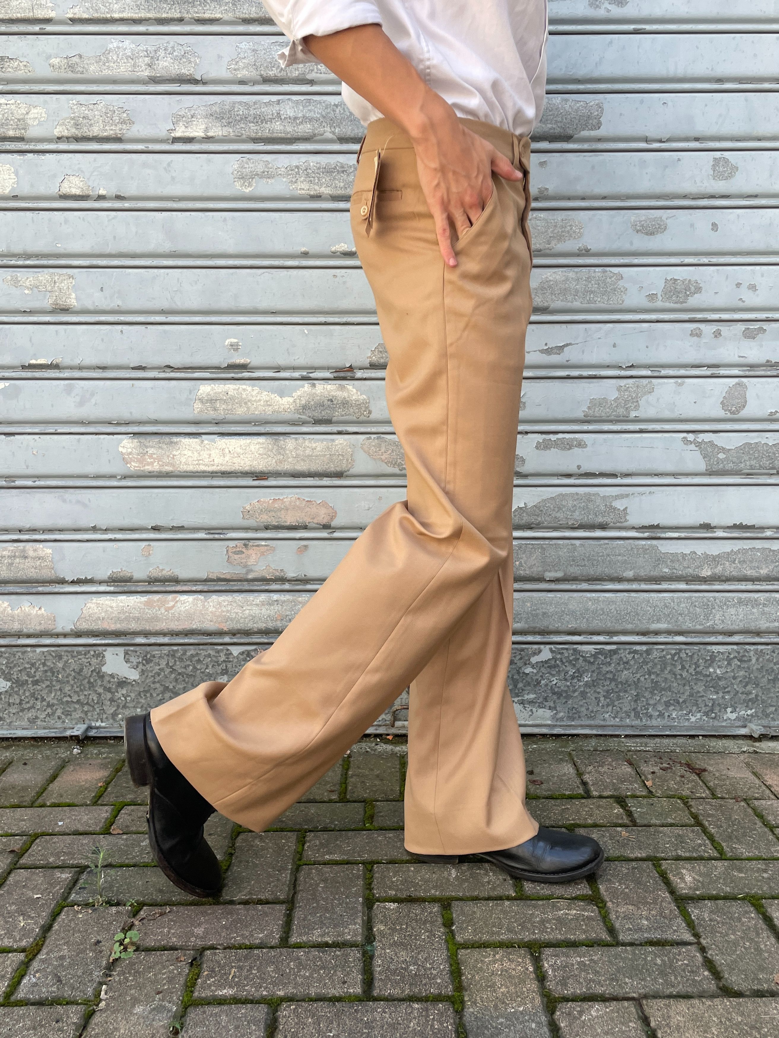 Vintage Beautiful Creamy Flared Trousers from the 70s Size US 32 / EU 48 - 2 Thumbnail