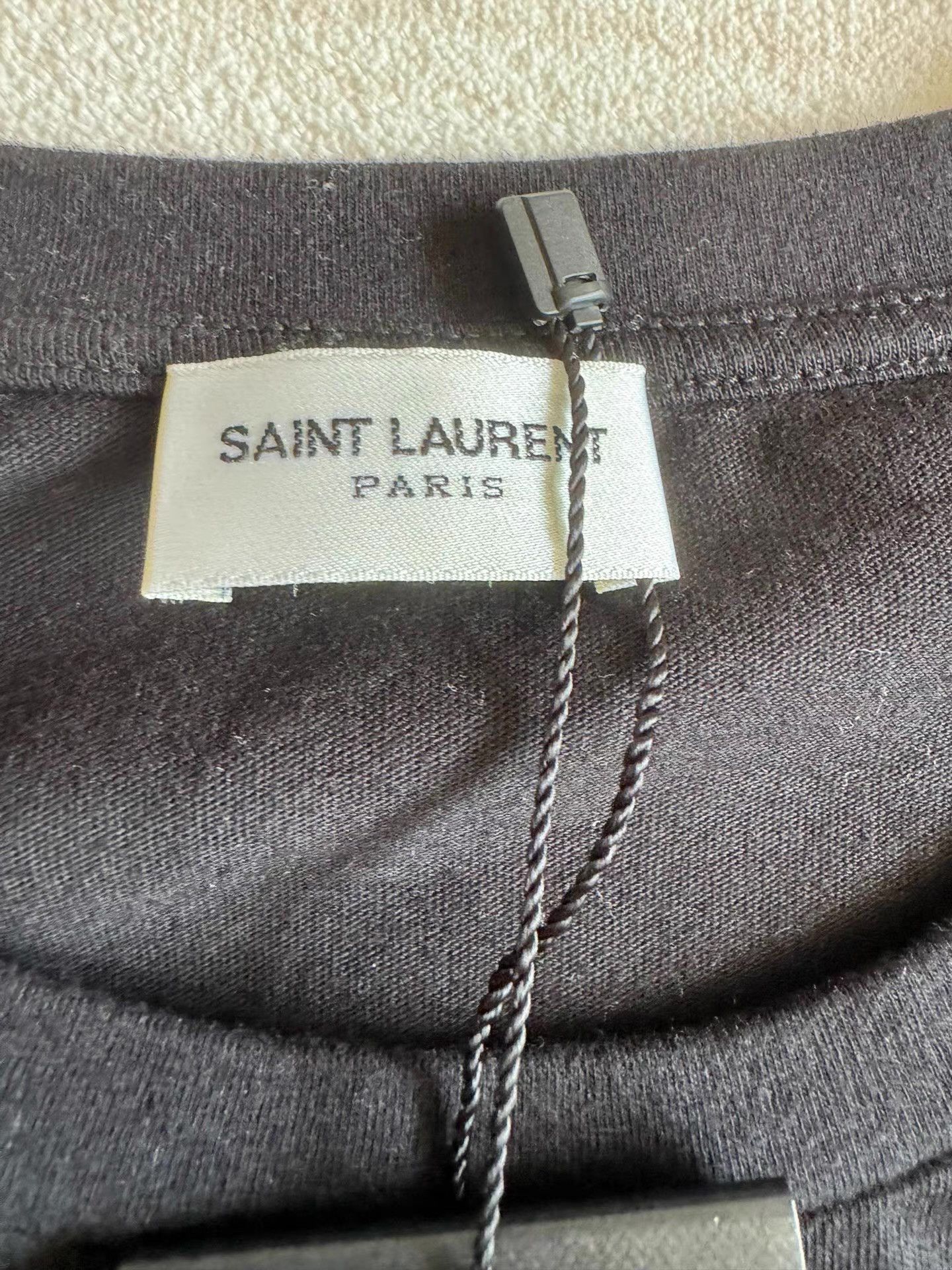 Saint Laurent Paris Saint Laurent Limited Edition Back Letter Print T-shirt Ｑ23 Size US M / EU 48-50 / 2 - 2 Thumbnail