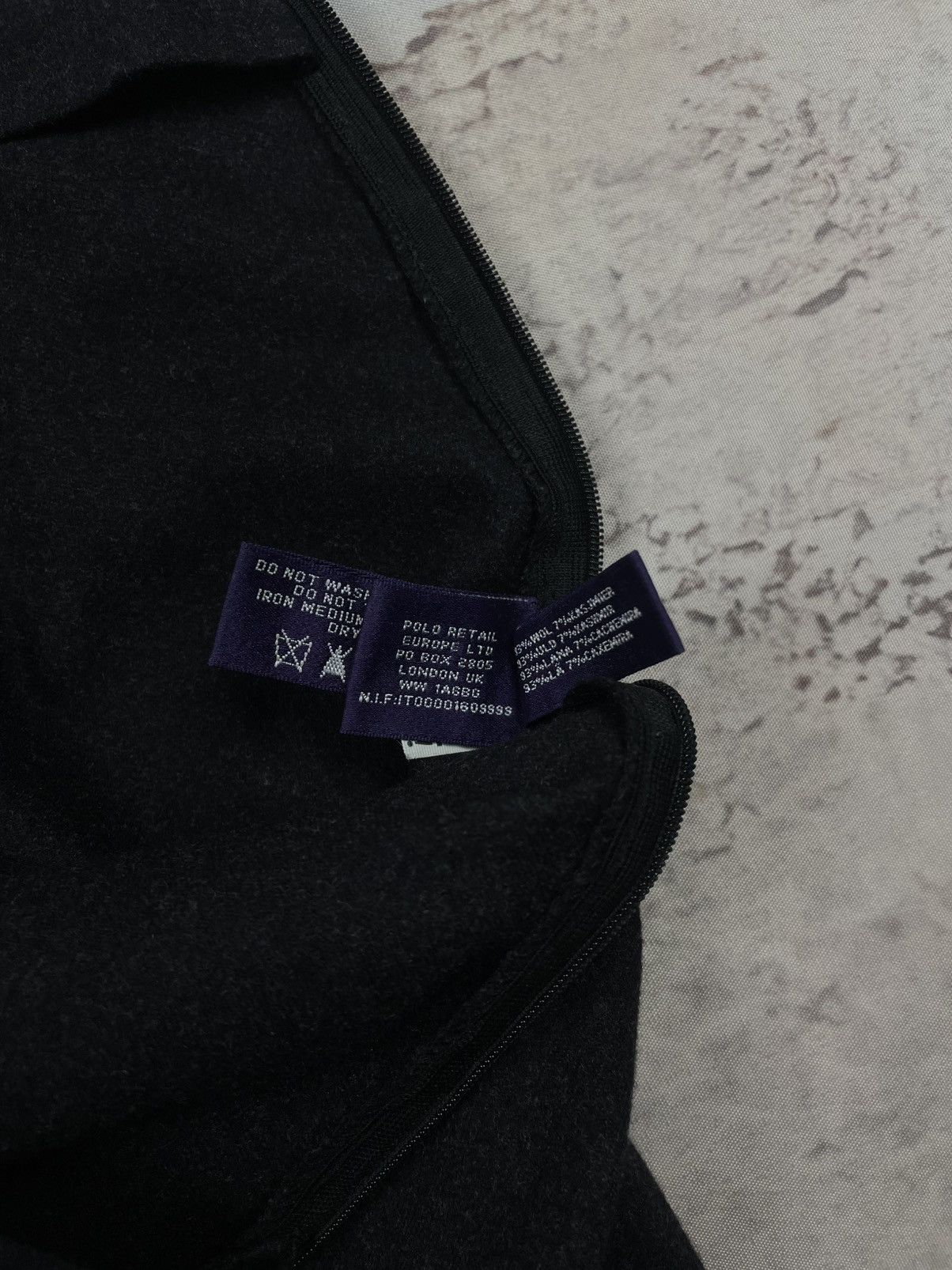 Ralph Lauren Purple Label Ralph Lauren Purple Label XS Slim Fit Black Wool Cashmere Size 26" / US 2 / IT 38 - 7 Thumbnail