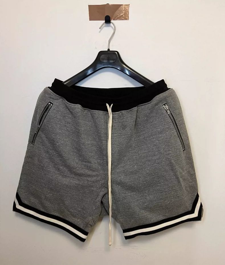 Fear of God Fear of God Grey basketball shorts Size US 34 / EU 50 - 1 Thumbnail