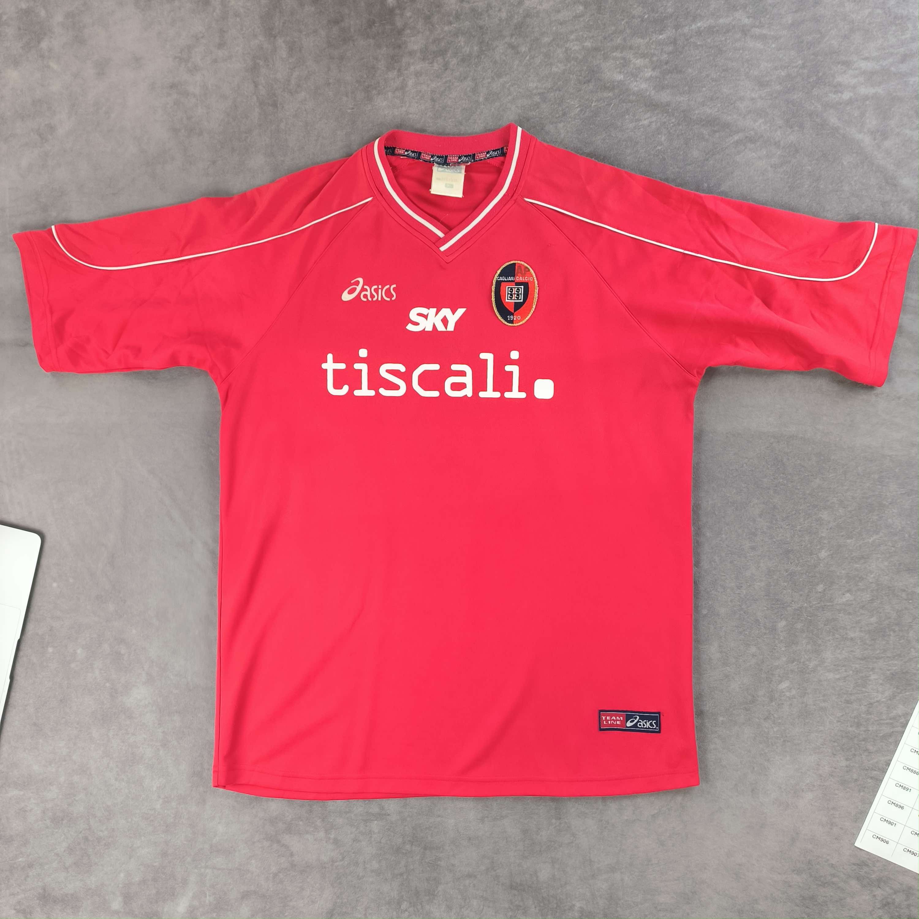 Asics Cagliari 2005-06 Asics training football jersey size XL Size US XL / EU 56 / 4 - 1 Thumbnail