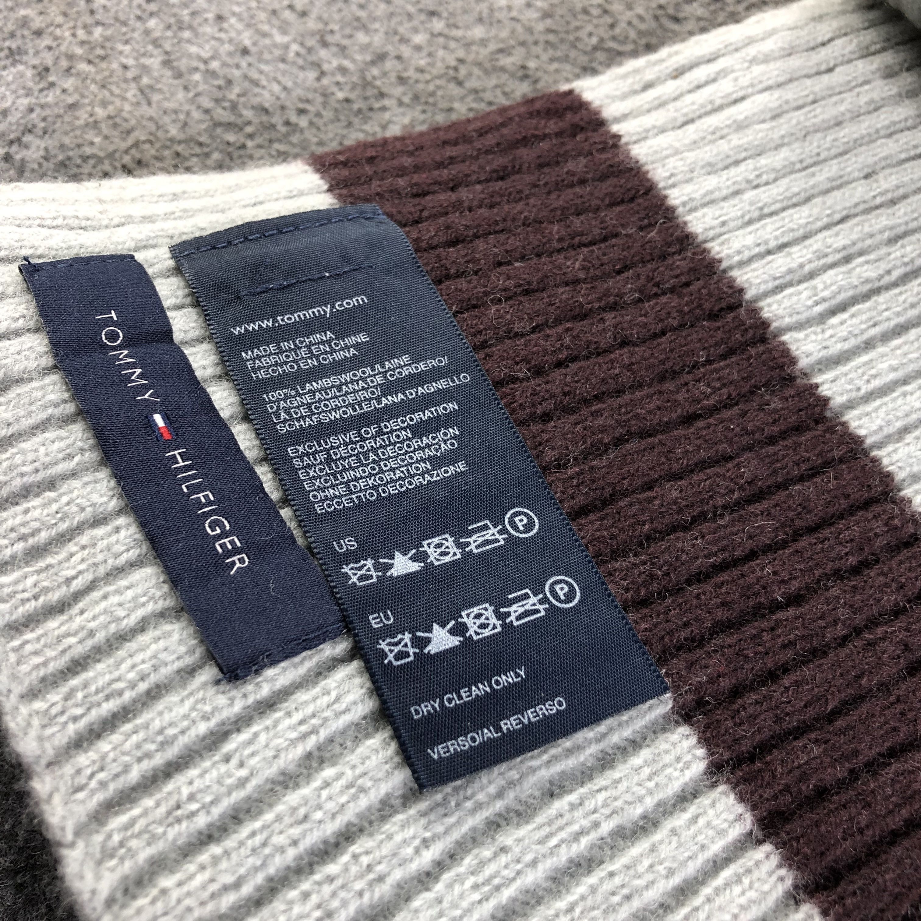 Tommy Hilfiger Tommy Hilfiger Pleated Wool Scarf Muffler V1061 Size ONE SIZE - 6 Thumbnail