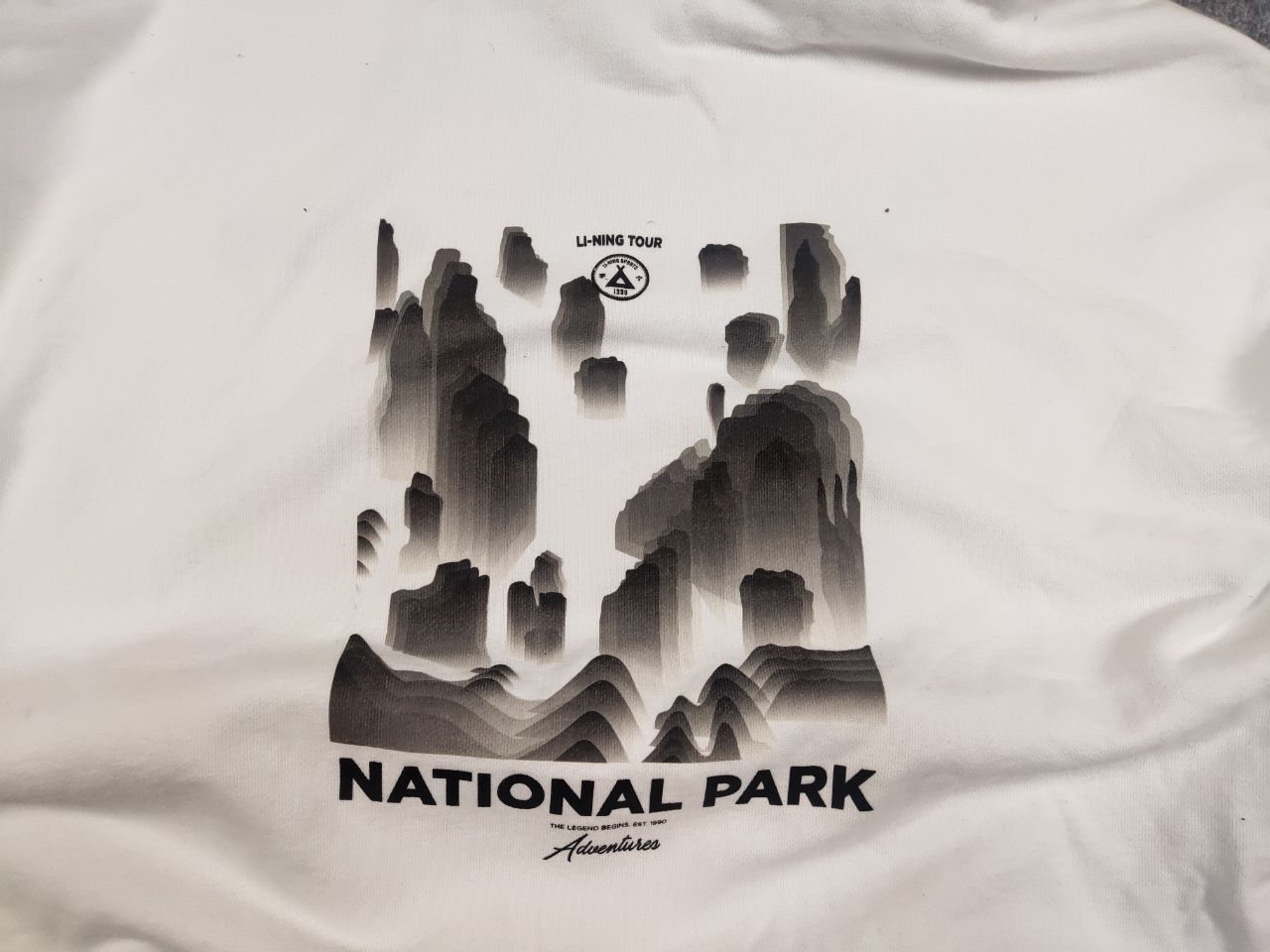 Li-Ning Li-ning Tour National Park Adventures Graphic Japan Hoodie Size US M / EU 48-50 / 2 - 18 Thumbnail