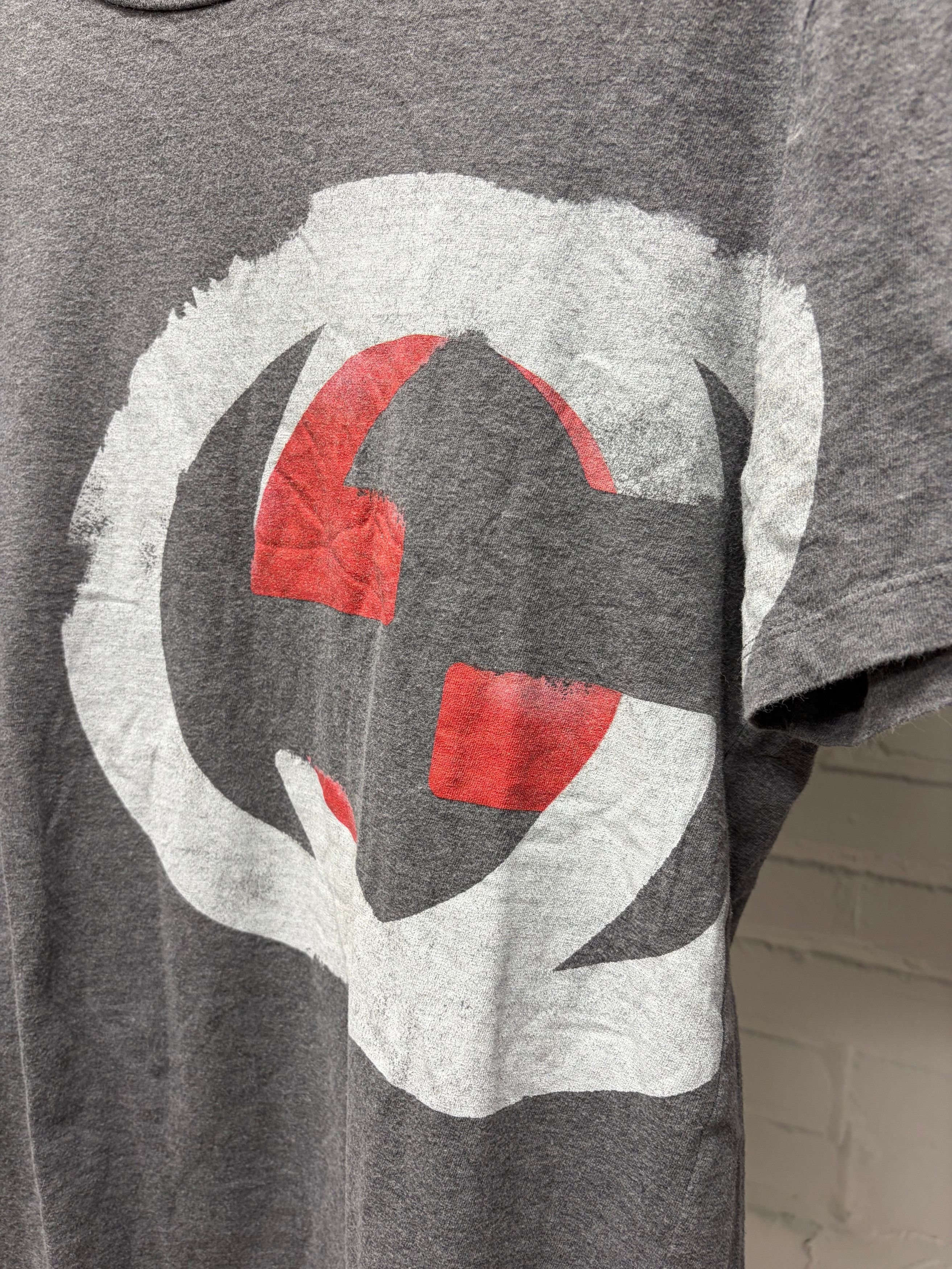 Gucci Gucci GG Interlock Logo Grey Graphic T-Shirt Size US M / EU 48-50 / 2 - 2 Thumbnail