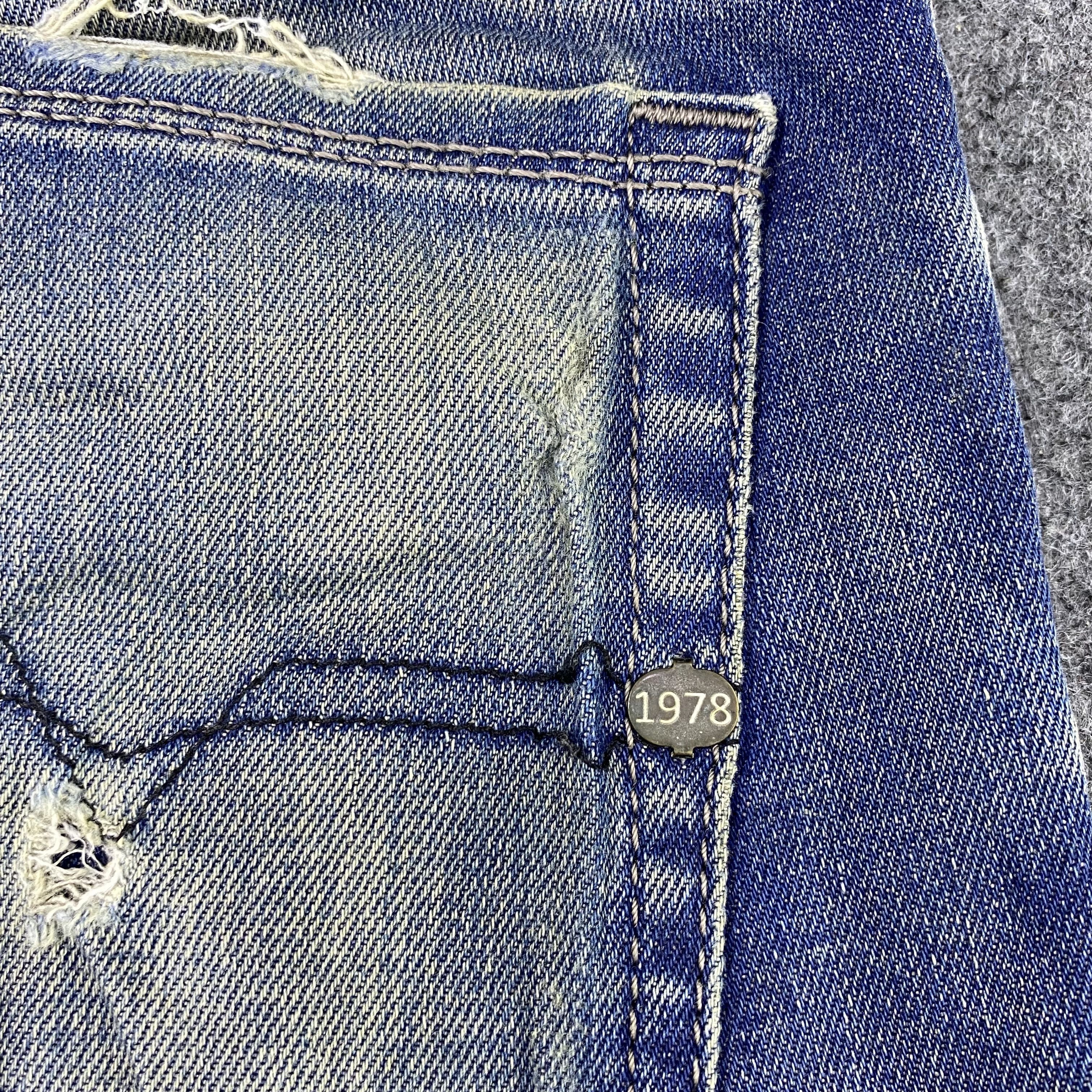 Diesel Diesel Distressed Blue Wash Jeans-J1169 Size US 33 - 17 Thumbnail