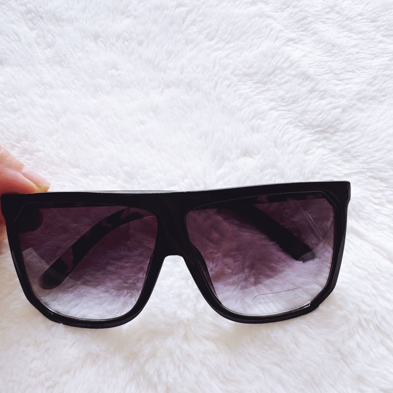 Other Kira Black Oversized Sunglasses Size ONE SIZE - 3 Thumbnail