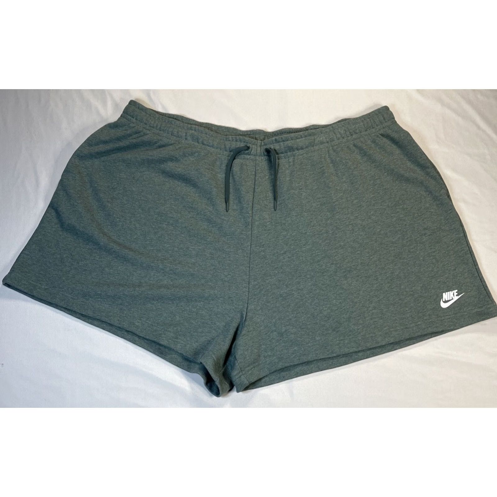 Nike Nike Women’s Sweat Shorts 3XL XXXL Green Swoosh Drawstring Regular Fit Size 40" / US 18 - 2 Thumbnail