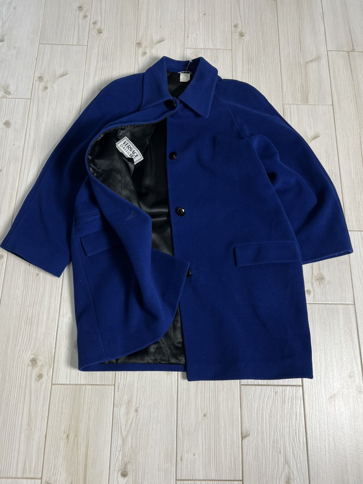 Versace Versace Coat Jacket Made in Italy Blue Wool 1990s Size US L / EU 52-54 / 3 - 8 Thumbnail