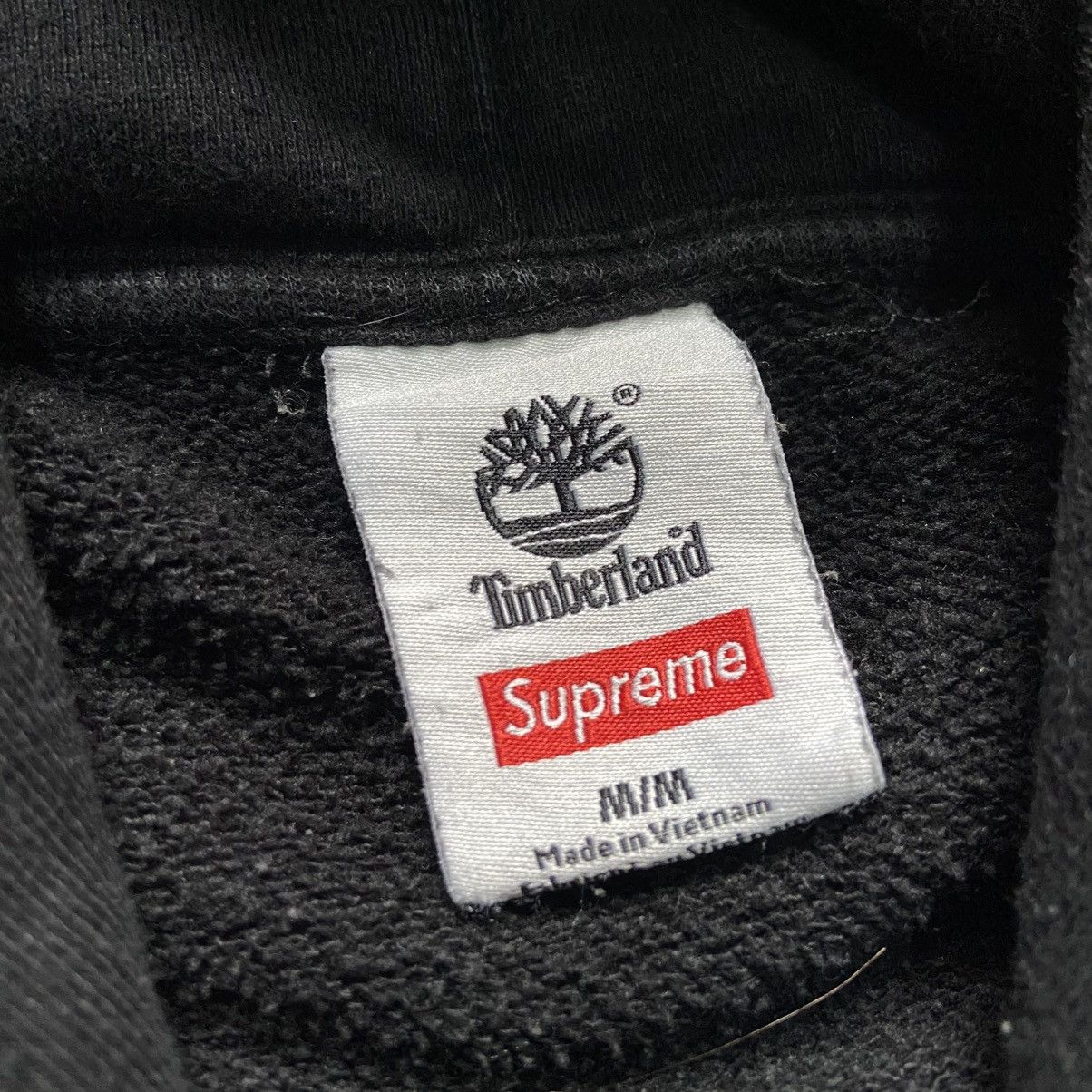 Supreme × Timberland Supreme Timberland Hoodie Black Medium Size US M / EU 48-50 / 2 - 5 Thumbnail