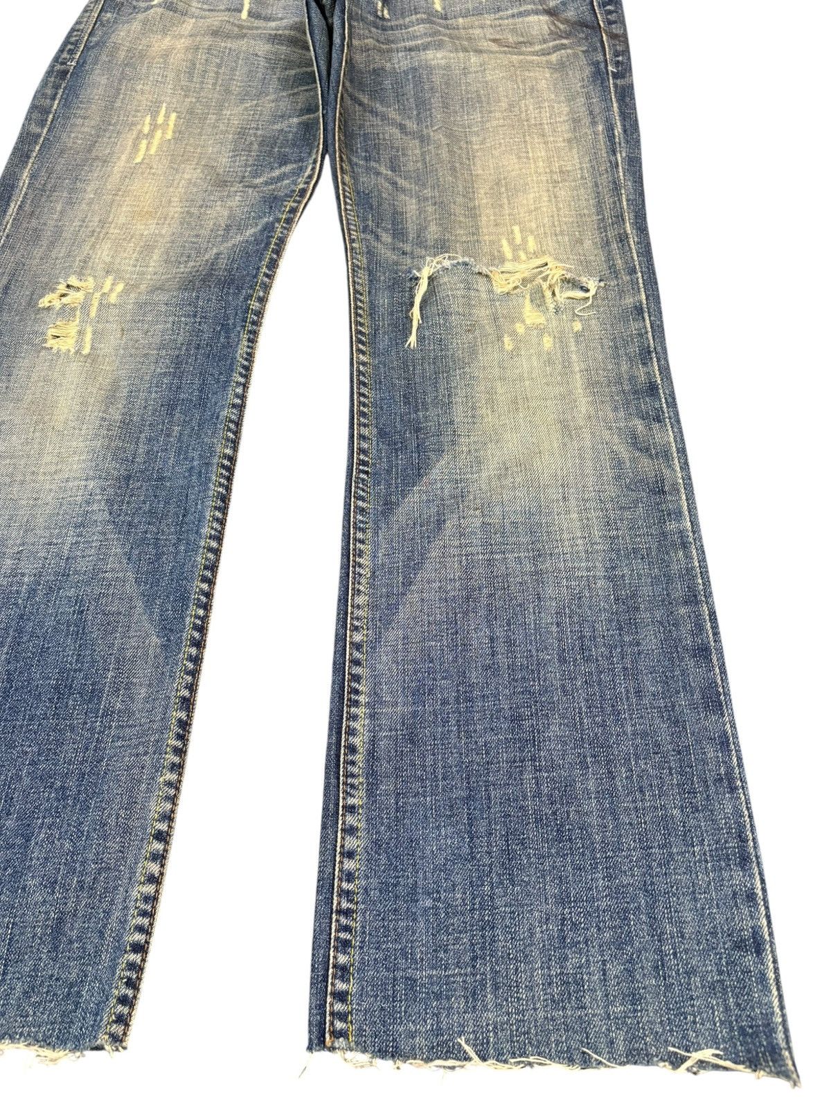 Japanese Brand Vintage Japanese Brand Mud Wash Distressed Loose Jeans Size US 31 - 7 Thumbnail