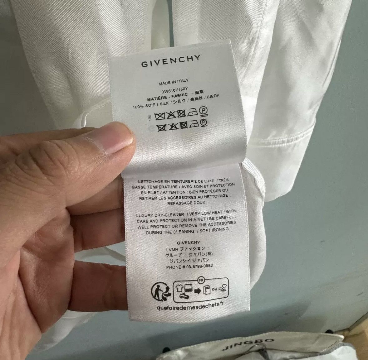 Givenchy Givenchy real silk shirt Size US M / EU 48-50 / 2 - 5 Thumbnail