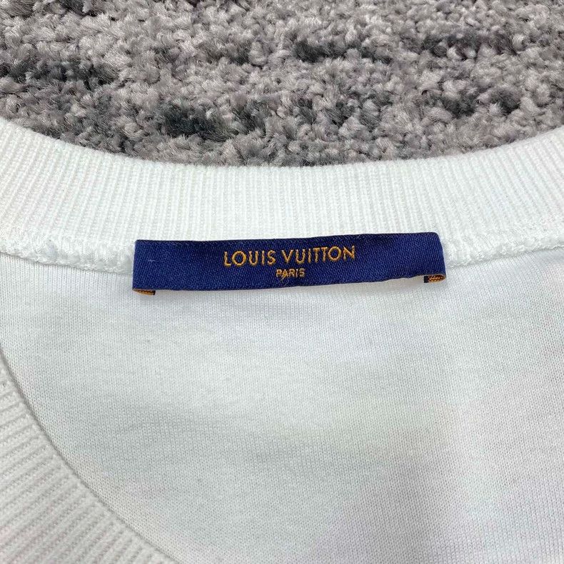Louis Vuitton Louis Vuitton Astronaut Short Sleeve Size US XL / EU 56 / 4 - 4 Thumbnail