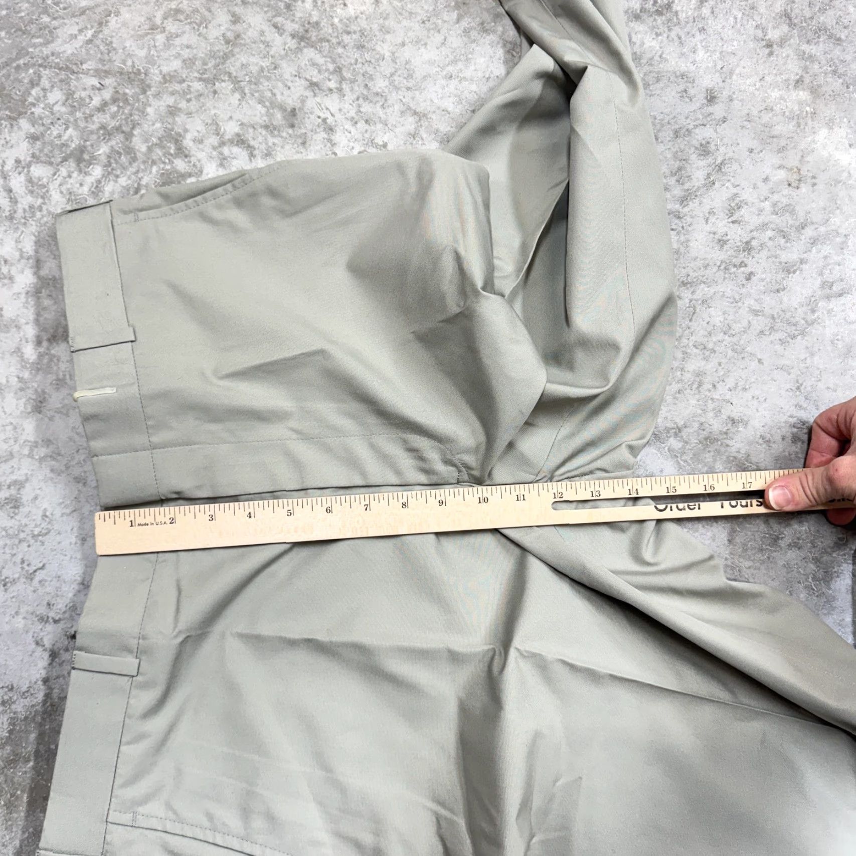 Lands' End VINTAGE Lands' End Pants Mens 36x34 Gray Chino Flat Front 34 Inseam Polyester Cotton Pockets Business Casual Flat Front Zip 36 Mens Gray Pants Size US 36 / EU 52 - 7 Thumbnail