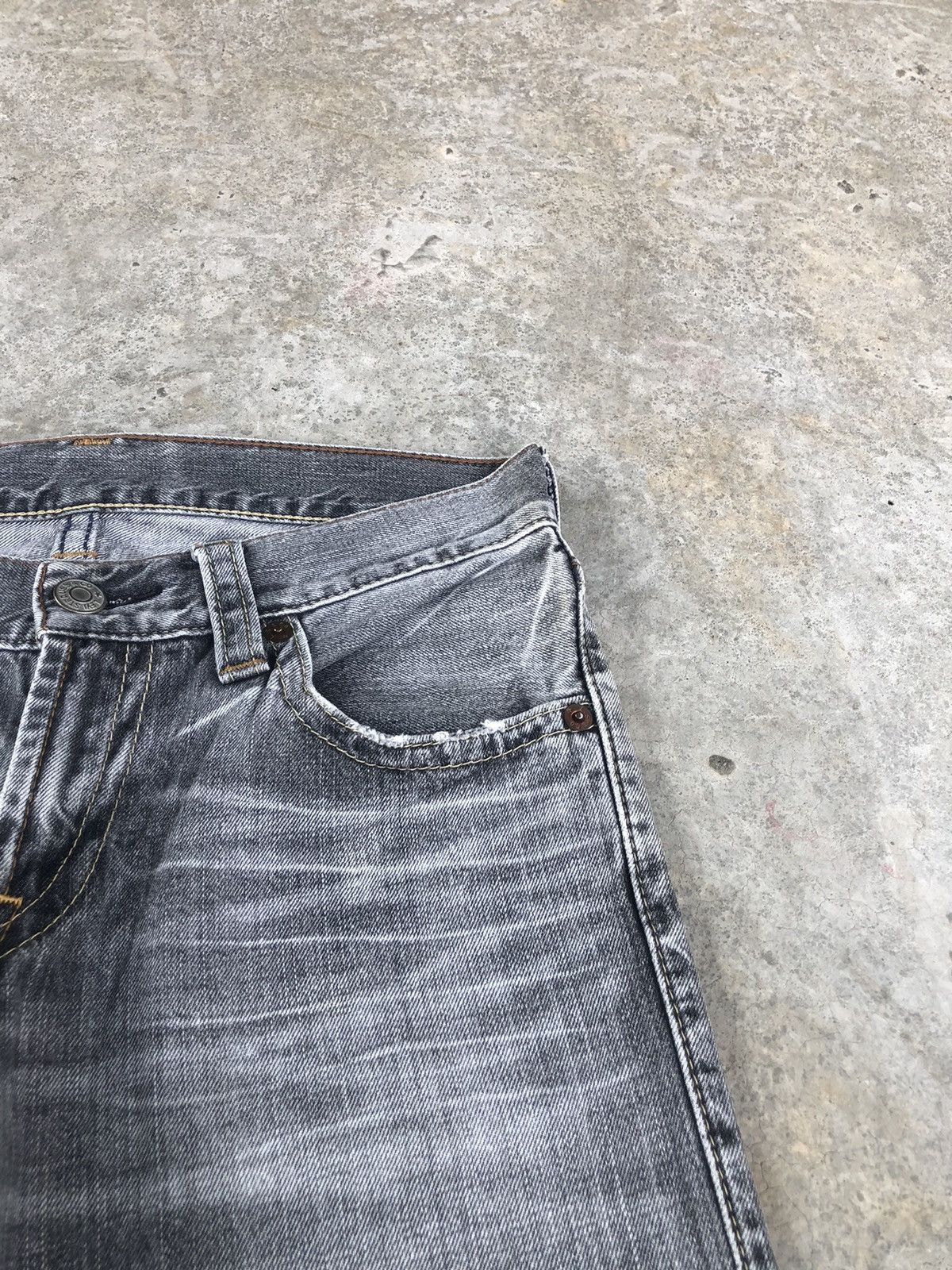 Levi's Y2k Levi’s Flared Jeans Distressed Jeans 507 Size US 32 / EU 48 - 15 Thumbnail
