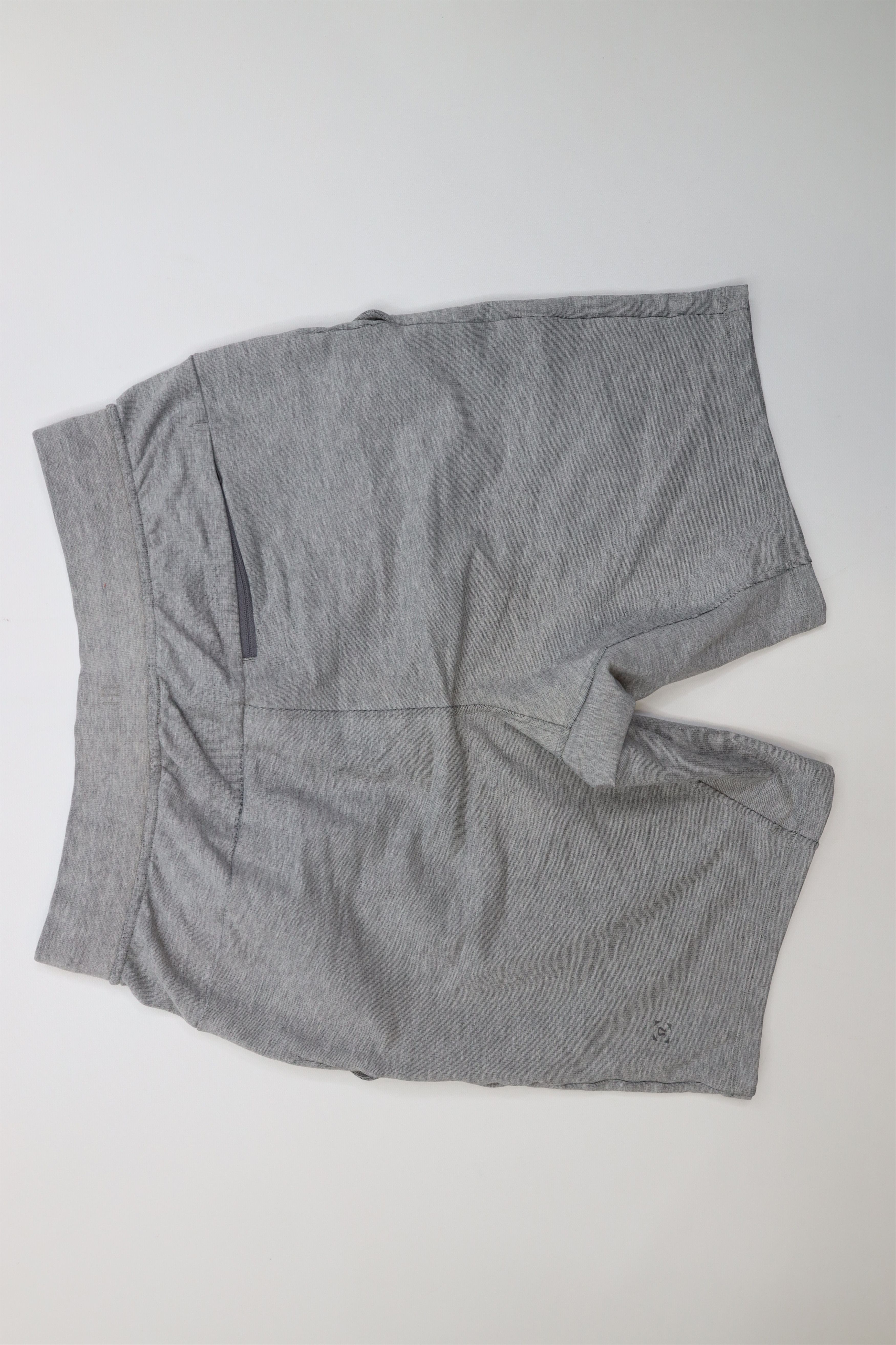Lululemon Lululemon Above Knee City Sweat Shorts Heather Gray 9" Size US 30 / EU 46 - 7 Thumbnail
