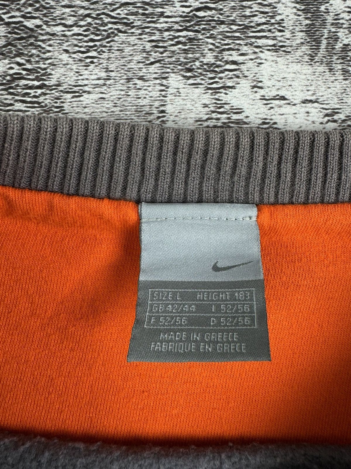 Nike Nike 90S Center Swoosh Logo Grey Sport Sweatshirt Y2K Hoodie Size US L / EU 52-54 / 3 - 7 Thumbnail
