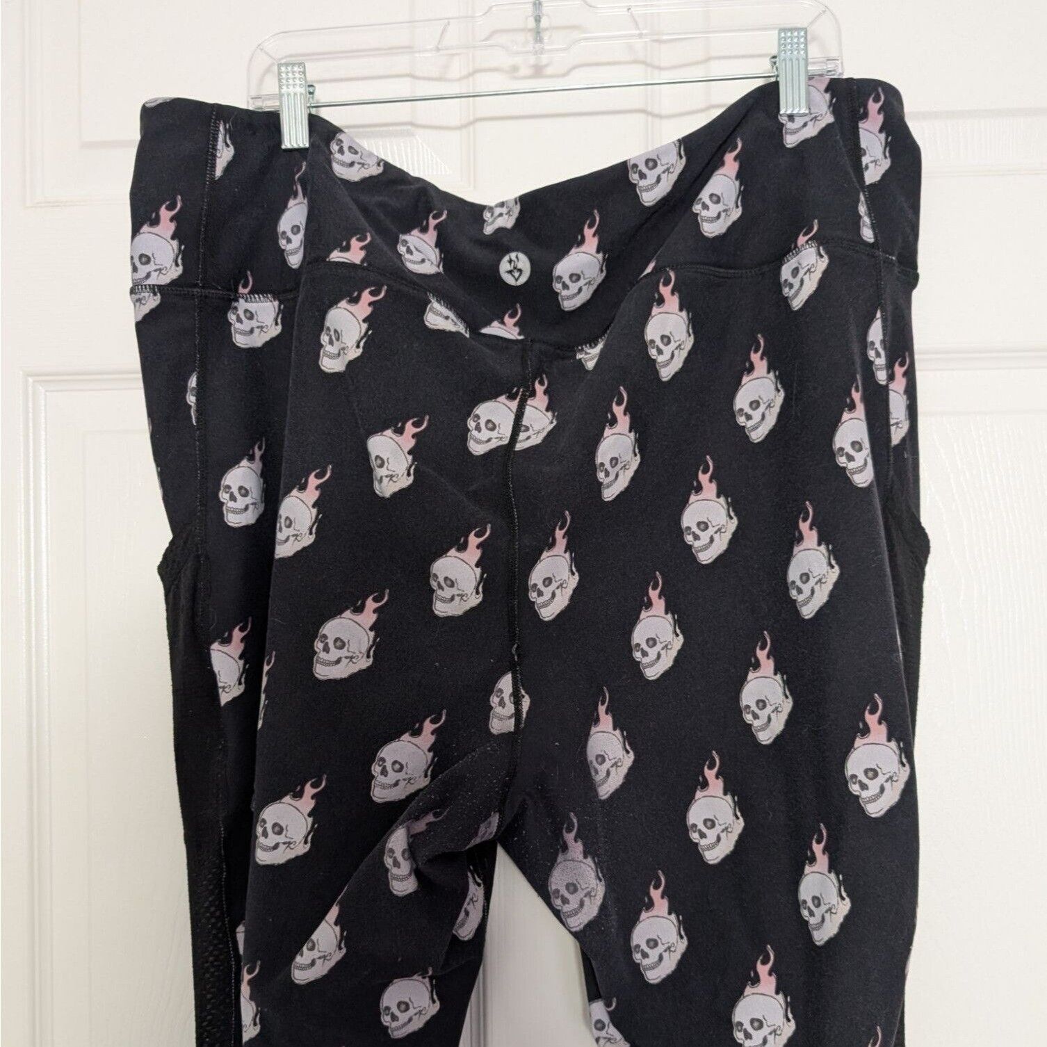 Torrid Torrid Active Flaming Skull Leggings Womens Size 4X Black Size 40" / US 18 - 12 Thumbnail