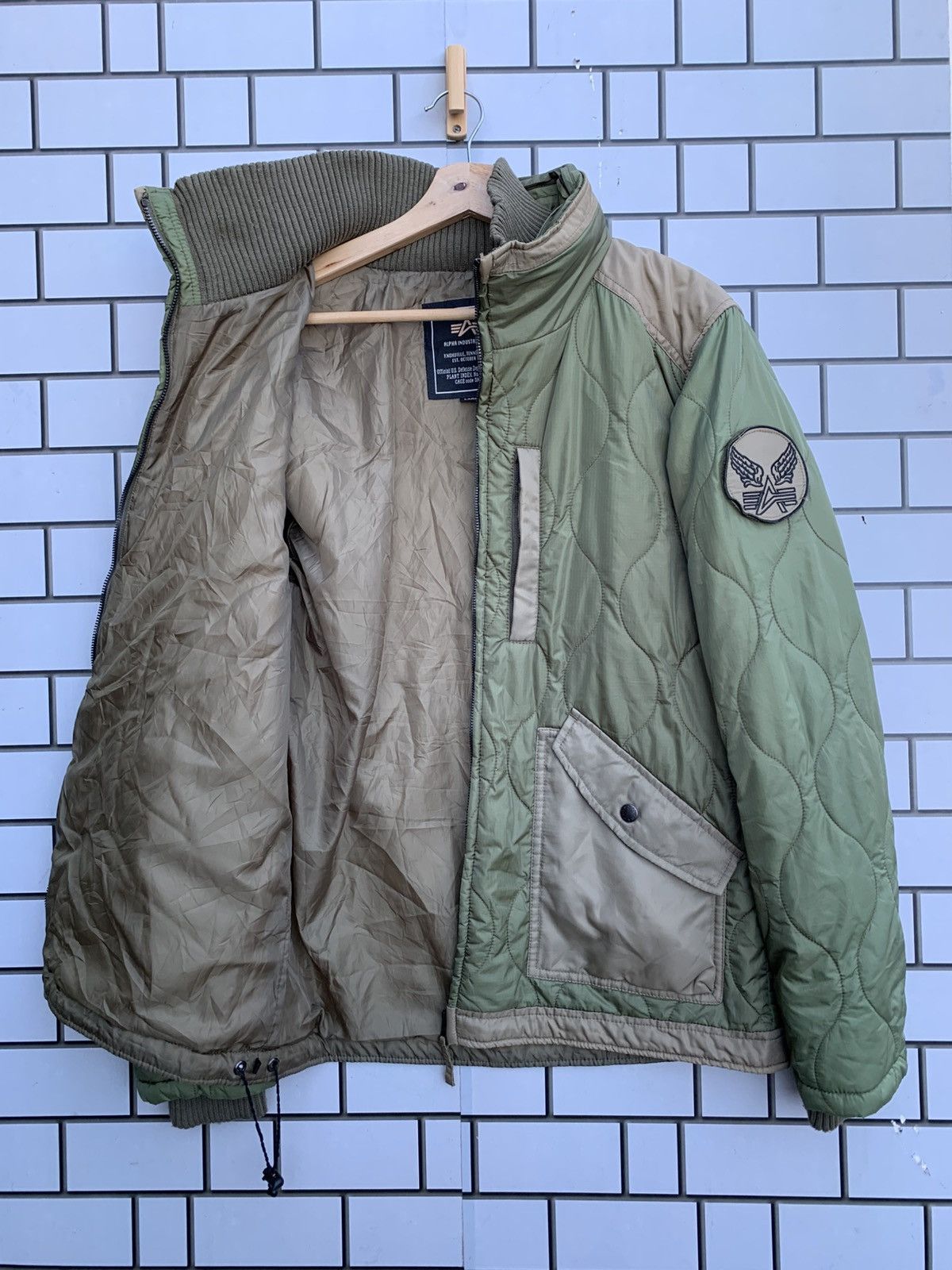 Vintage Alpha Industries Hoodie Puffer Jacket