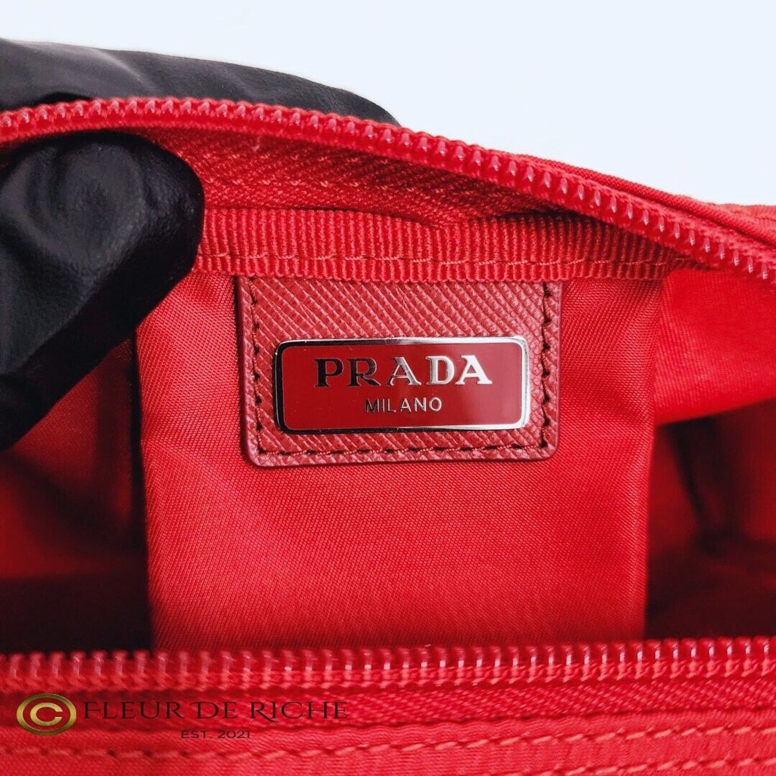 Prada Prada Necessaire Nylon Vela Tessuto Cosmetic Pouch Red Size ONE SIZE - 10 Thumbnail