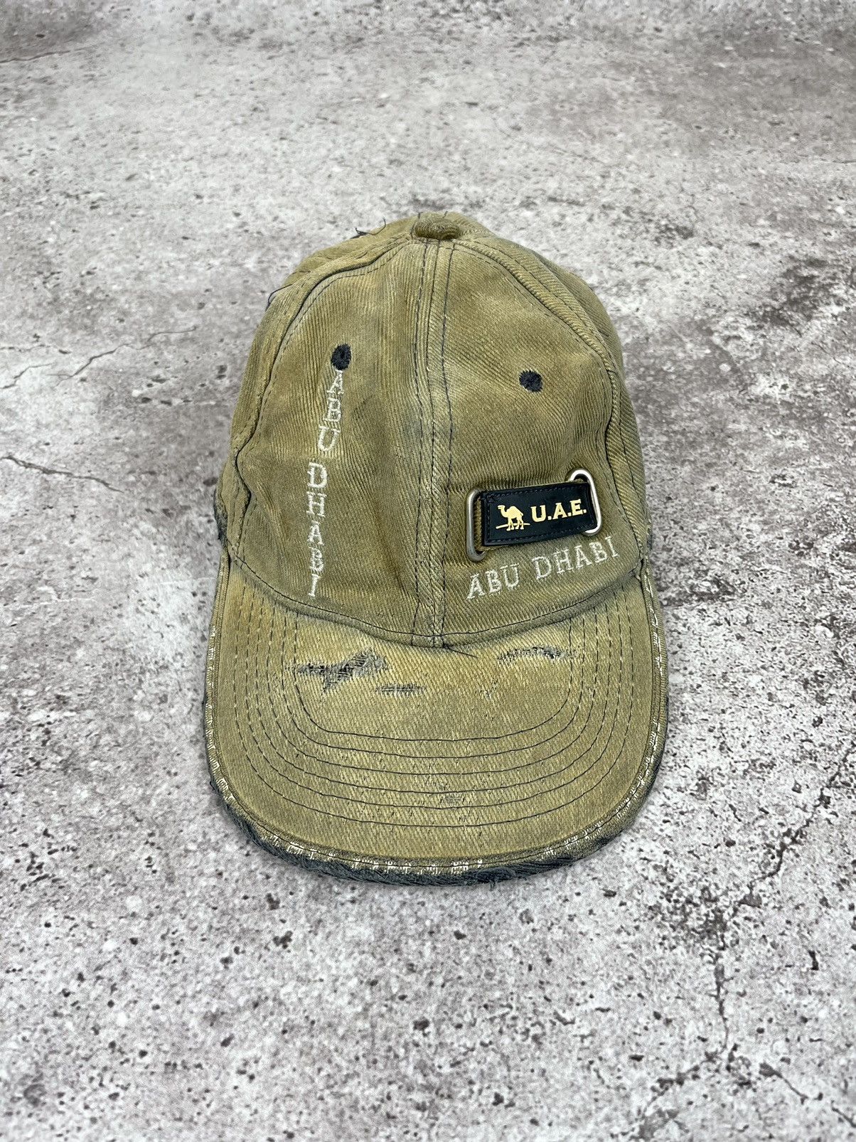 20471120 × Vintage Avante Garde Distressed “Abu Dabi” Vintage Crazy Cap Hat Size ONE SIZE - 2 Thumbnail