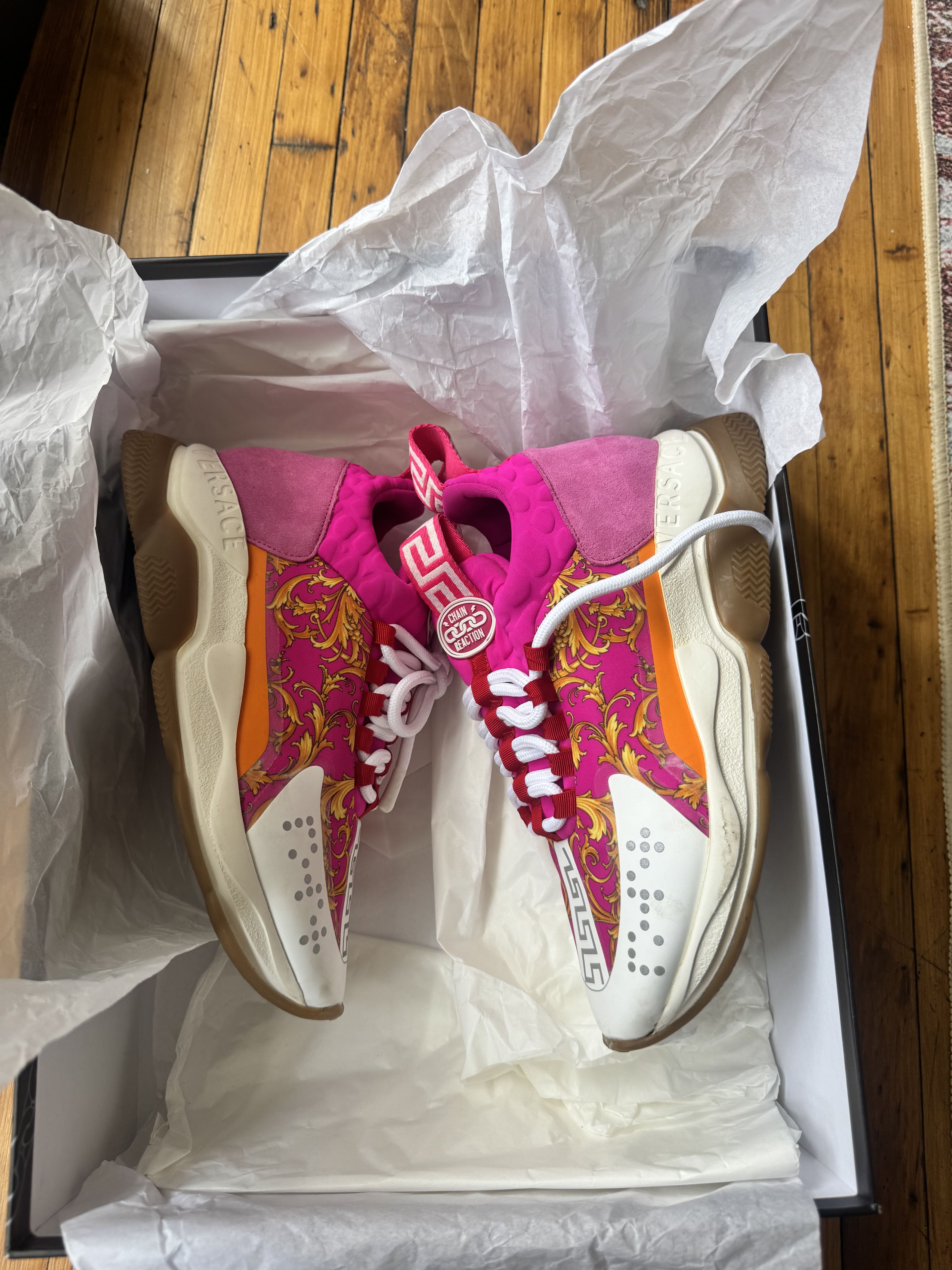 Versace Women's Versace Sneakers Size US 7 / IT 37 - 1 Thumbnail