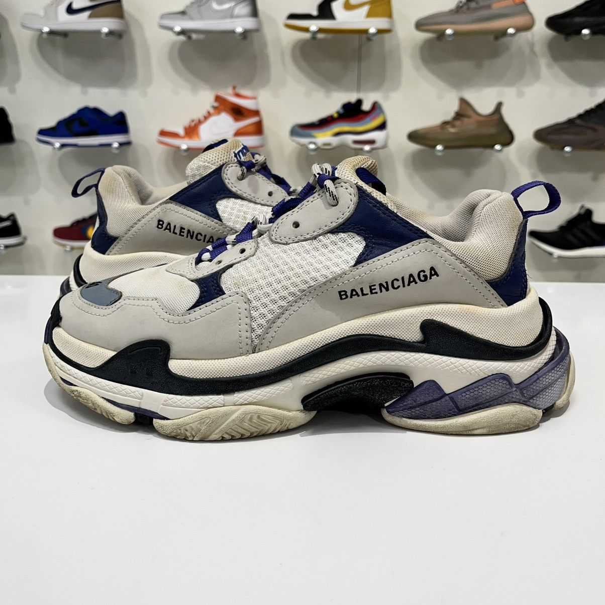 Balenciaga Balenciaga Triple S White/Purple (W) Size US 10 / IT 40 - 1 Thumbnail