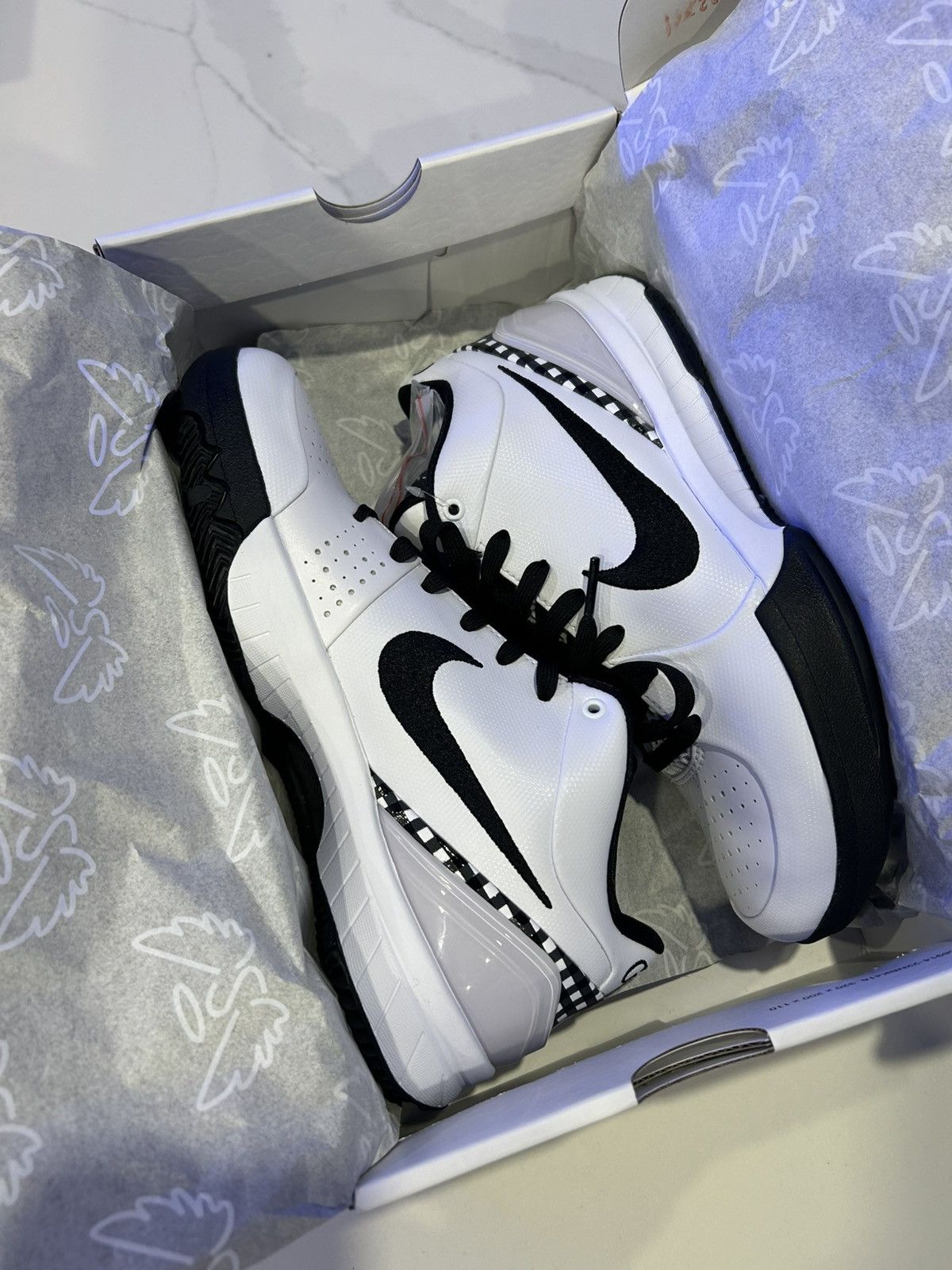 Nike Kobe 4 protro mambacita Gigi Size US 7 / EU 40 - 6 Thumbnail