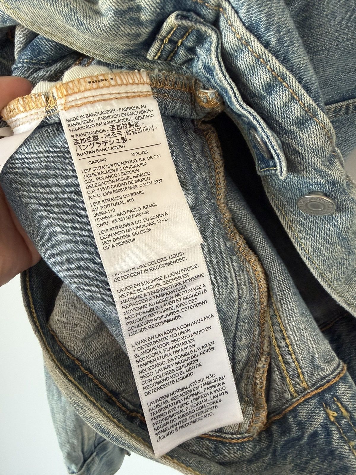 Levi's Levis Classic Denim Trucker Jacket Blue Medium Size US M / EU 48-50 / 2 - 4 Thumbnail