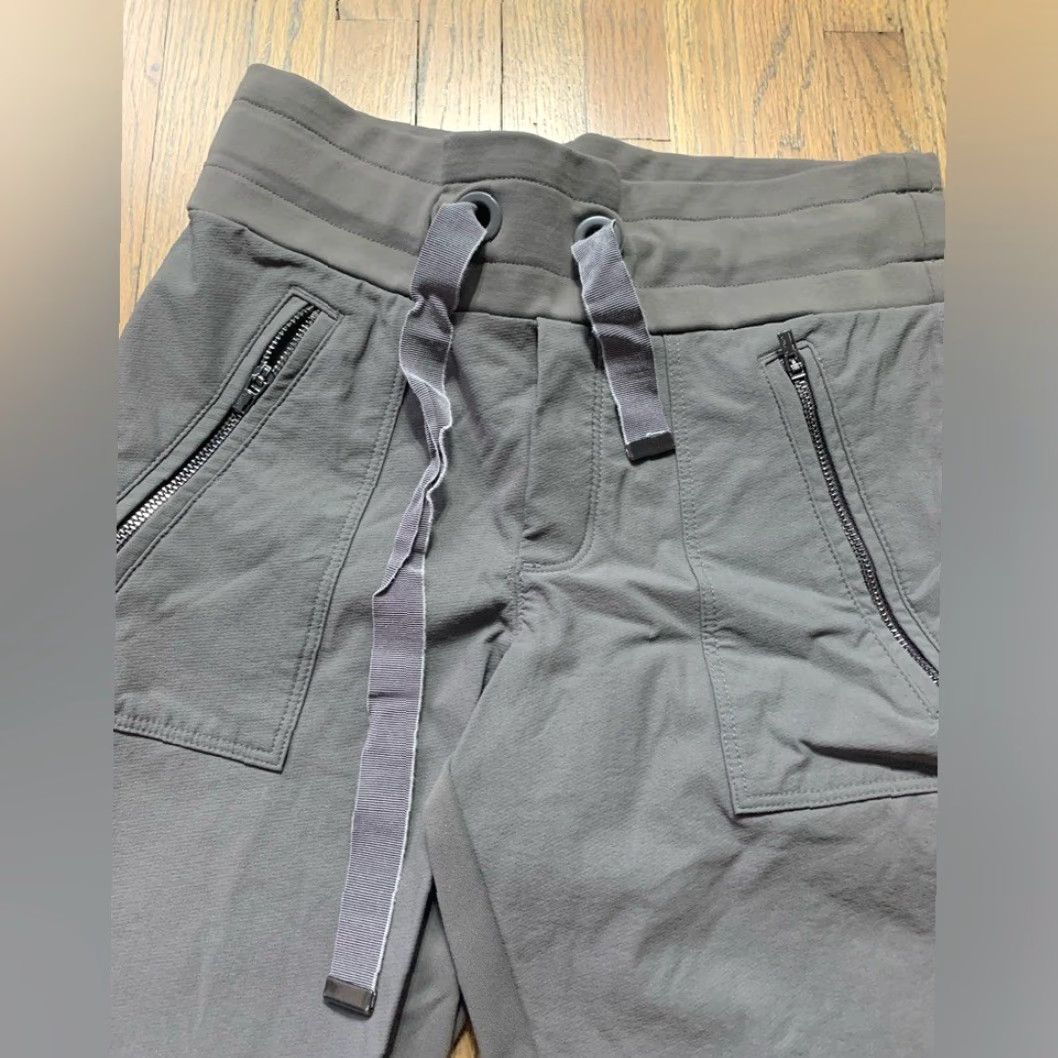 Athleta Athleta Pants 0P Petite Ankle Gray Women Pants 0P Petite Ankle Gray Womens Size 25" / US 0 / IT 36 - 2 Thumbnail