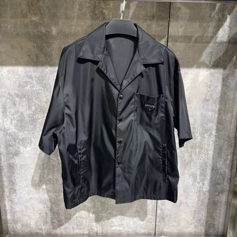 Prada Prada Re-Nylon Short Sleeve Shirt - dmc Size US L / EU 52-54 / 3 - 1 Thumbnail