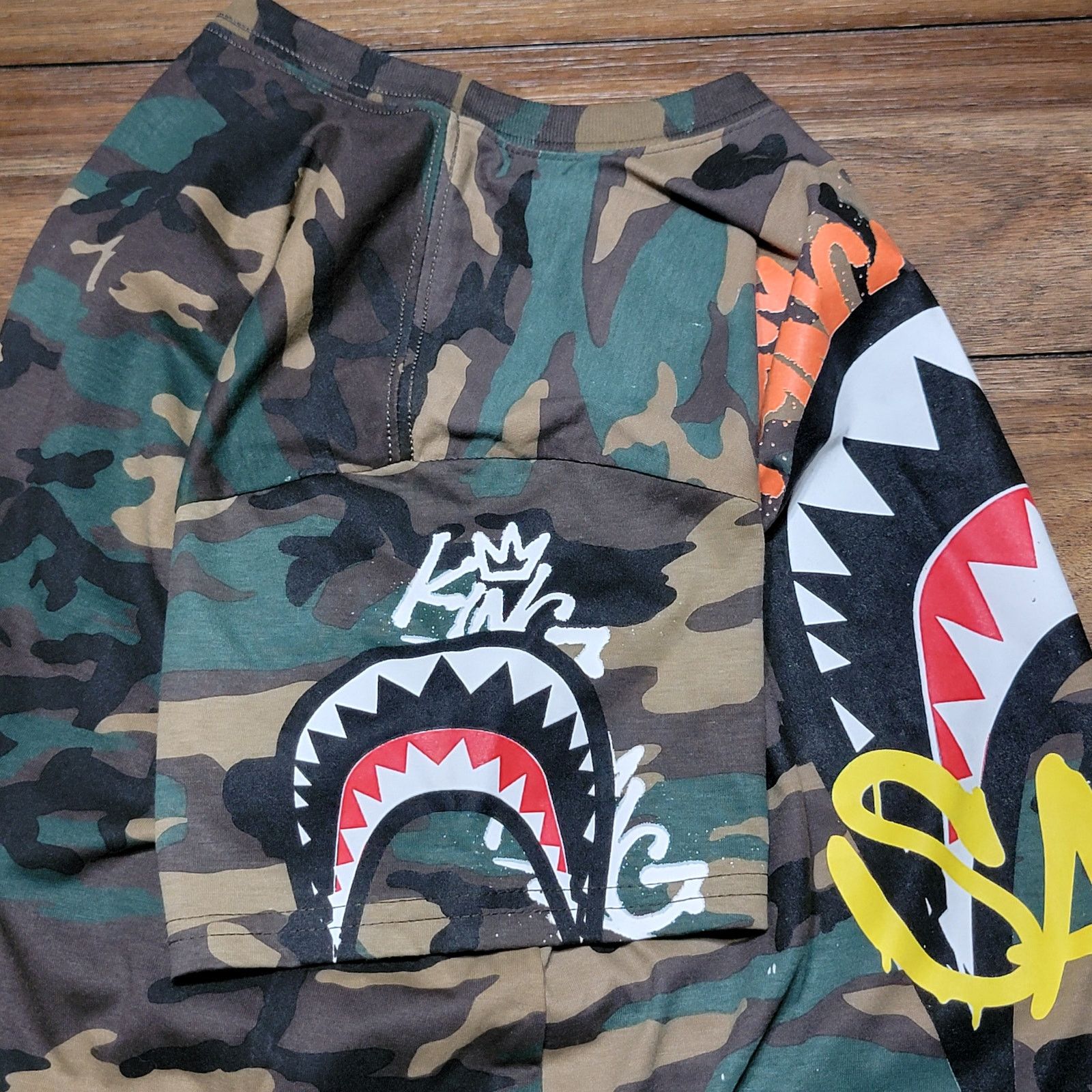 Fresh Laundry Fresh Laundry Unisex Tee "Savage" Bear Shark Mouth - Large Size US L / EU 52-54 / 3 - 5 Thumbnail