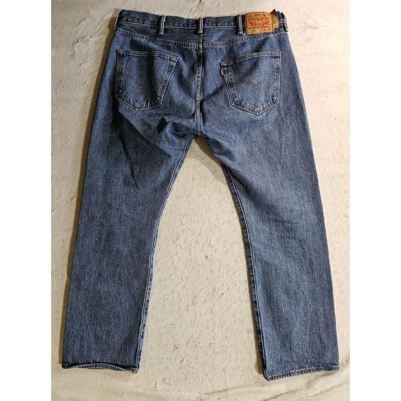 Levi's VINTAGE Levi 501 XX Jeans Men Blue Medium Wash Denim Cotton Y2K 2000s 38x30 Regular Mens Jeans Size US 38 / EU 54 - 7 Thumbnail