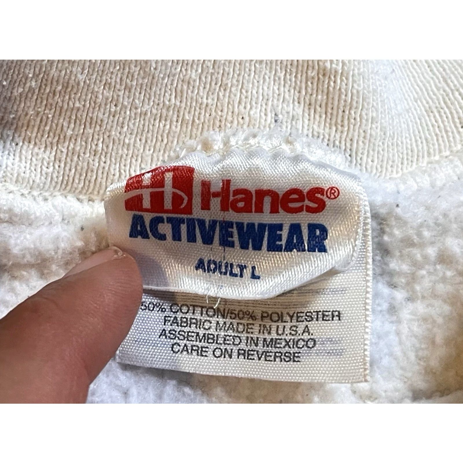 Hanes VINTAGE 1996 Yoga Games Kalani Honua Hawaii Sweatshirt Men’s Large White Hanes Size US L / EU 52-54 / 3 - 5 Thumbnail