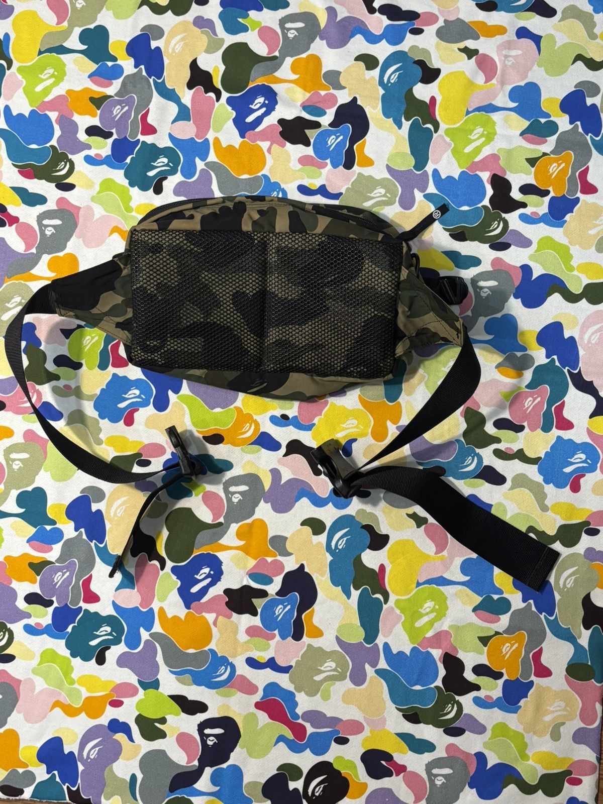 Bape 1st camo green bape crossbody bag /Fanny pack Size ONE SIZE - 4 Thumbnail