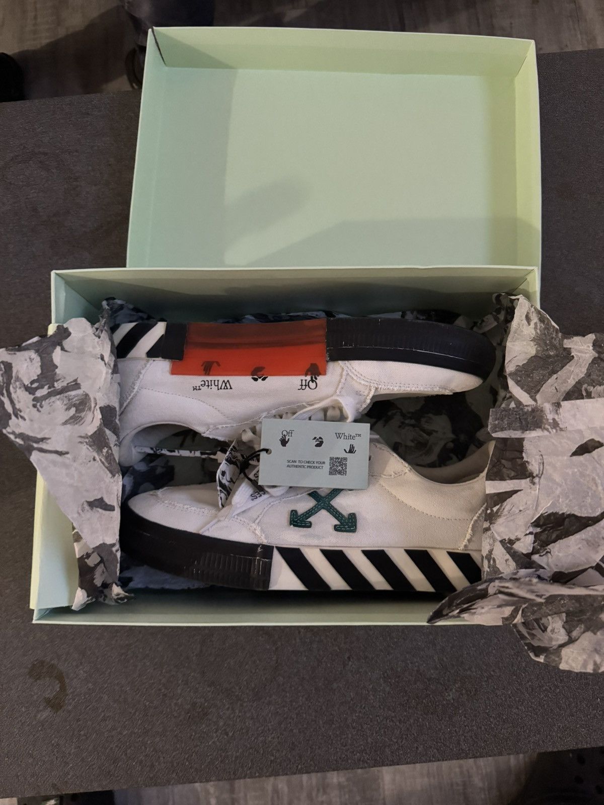 Off-White Off White Low Vulcanized Size US 9.5 / EU 42-43 - 5 Thumbnail