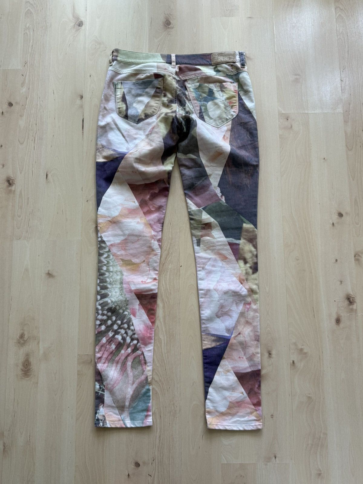 Diesel Diesel floral fullprint jeans Size 30" / US 8 / IT 44 - 2 Thumbnail
