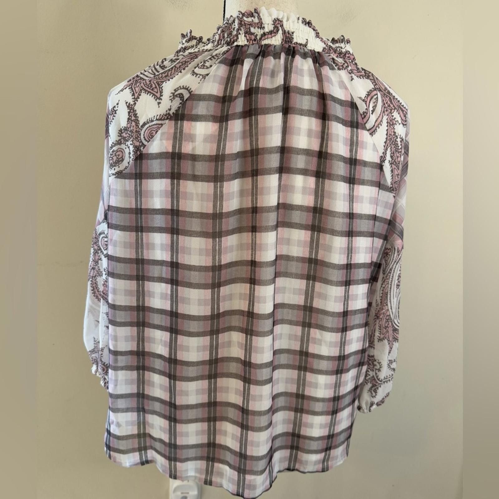 Other Loft pink gray white paisley plaid ruffled top SZ XS Size XS / US 0-2 / IT 36-38 - 3 Thumbnail