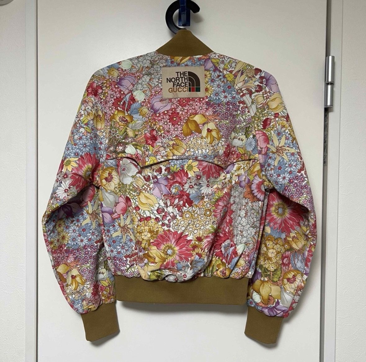 Gucci × The North Face Gucci x The North Face Floral Bomber Jacket Size US XS / EU 42 / 0 - 4 Thumbnail