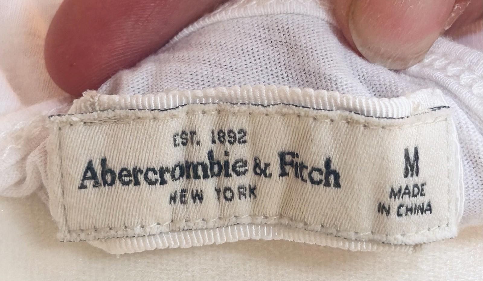 Abercrombie & Fitch Abercrombie & Fitch sz M Y2K White Embroidered Beaded Tank Size S / US 4 / IT 40 - 5 Thumbnail