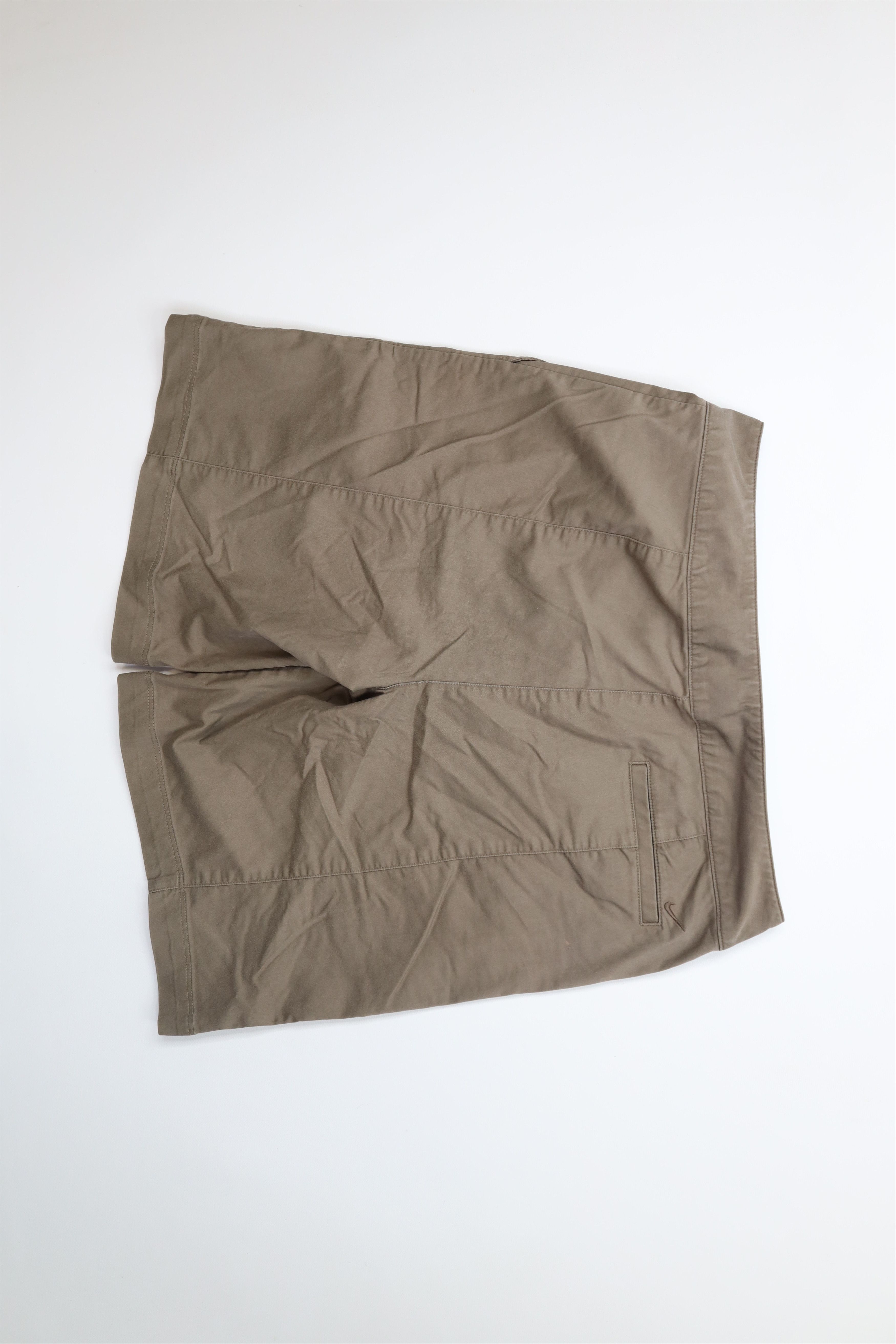 Nike Vintage Nike Golf Travis Scott Mini Swoosh Chino Shorts Size 28" / US 6 / IT 42 - 9 Thumbnail