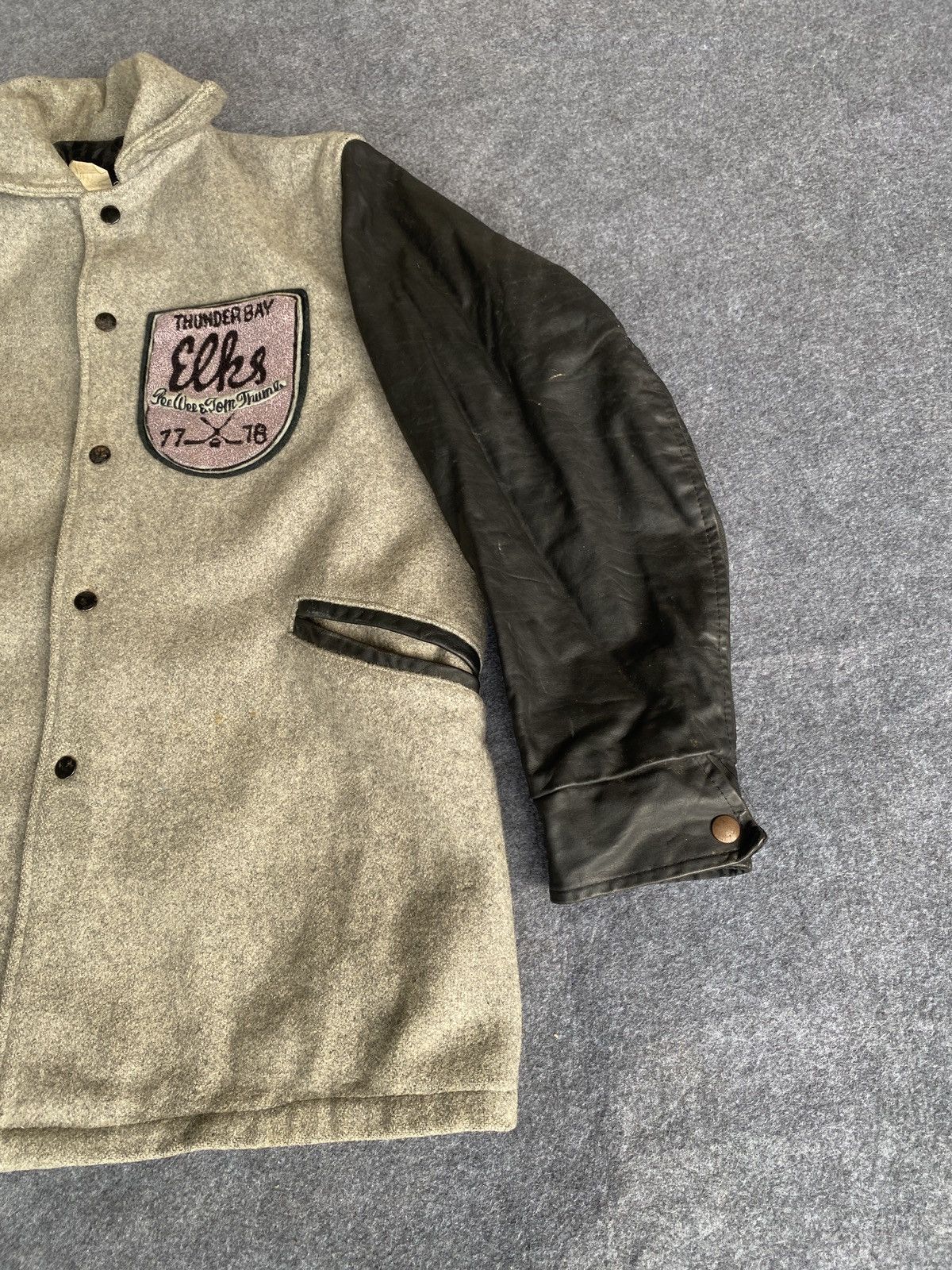 Vintage Vintage athletic committee leather arm jacket Size US M / EU 48-50 / 2 - 7 Thumbnail